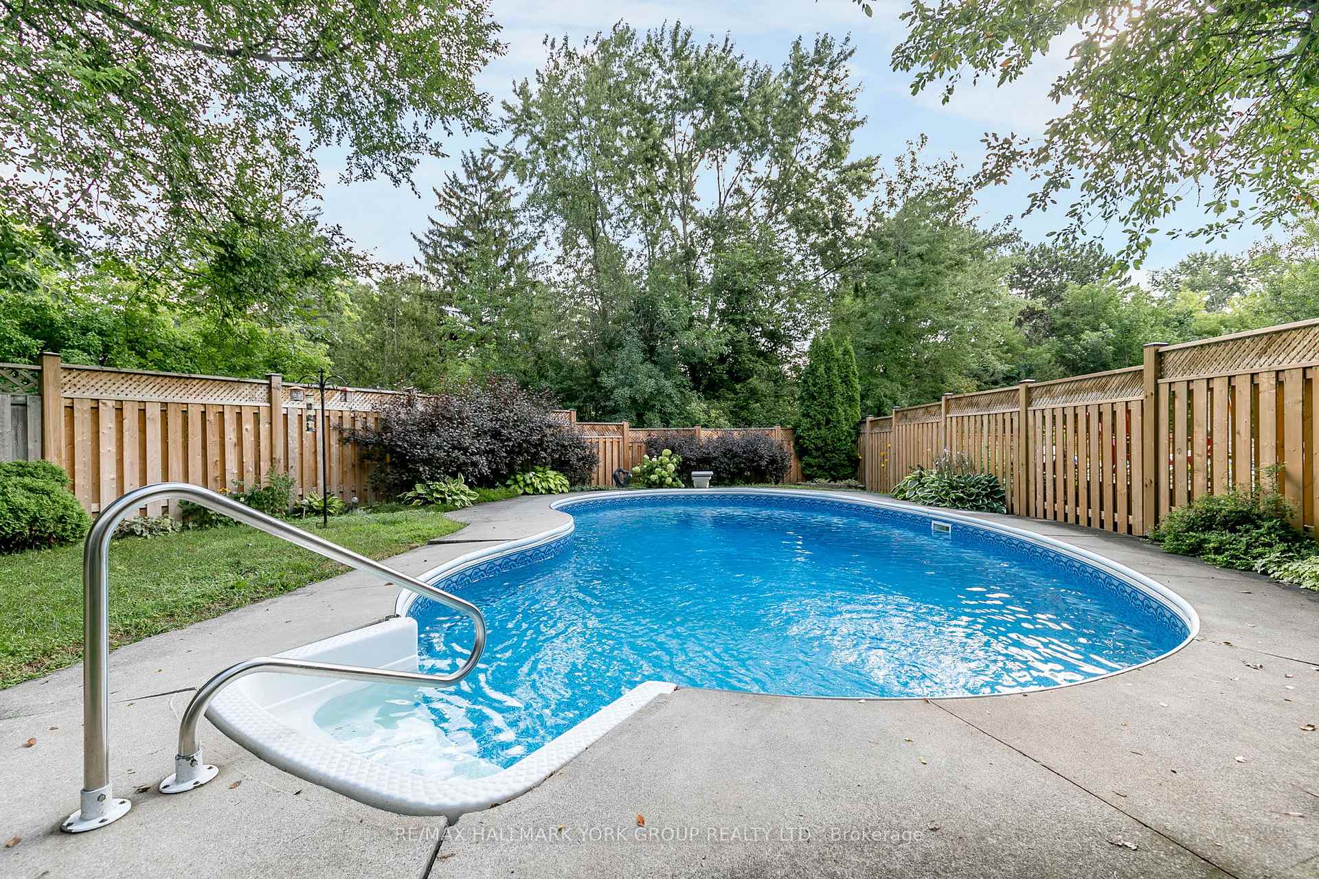 Photo 43 of 133 Gurnett Street, Aurora, Aurora Village — HOMEH