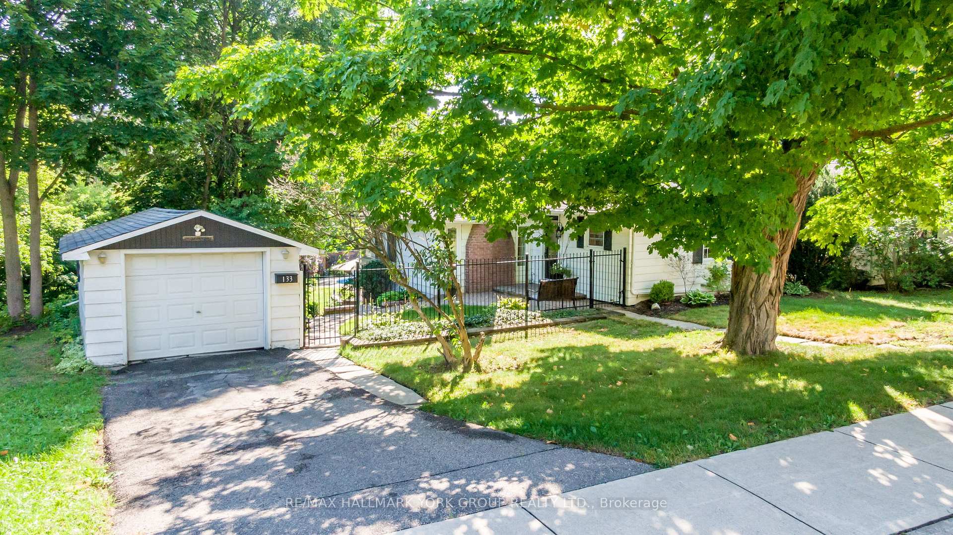 Photo 47 of 133 Gurnett Street, Aurora, Aurora Village — HOMEH
