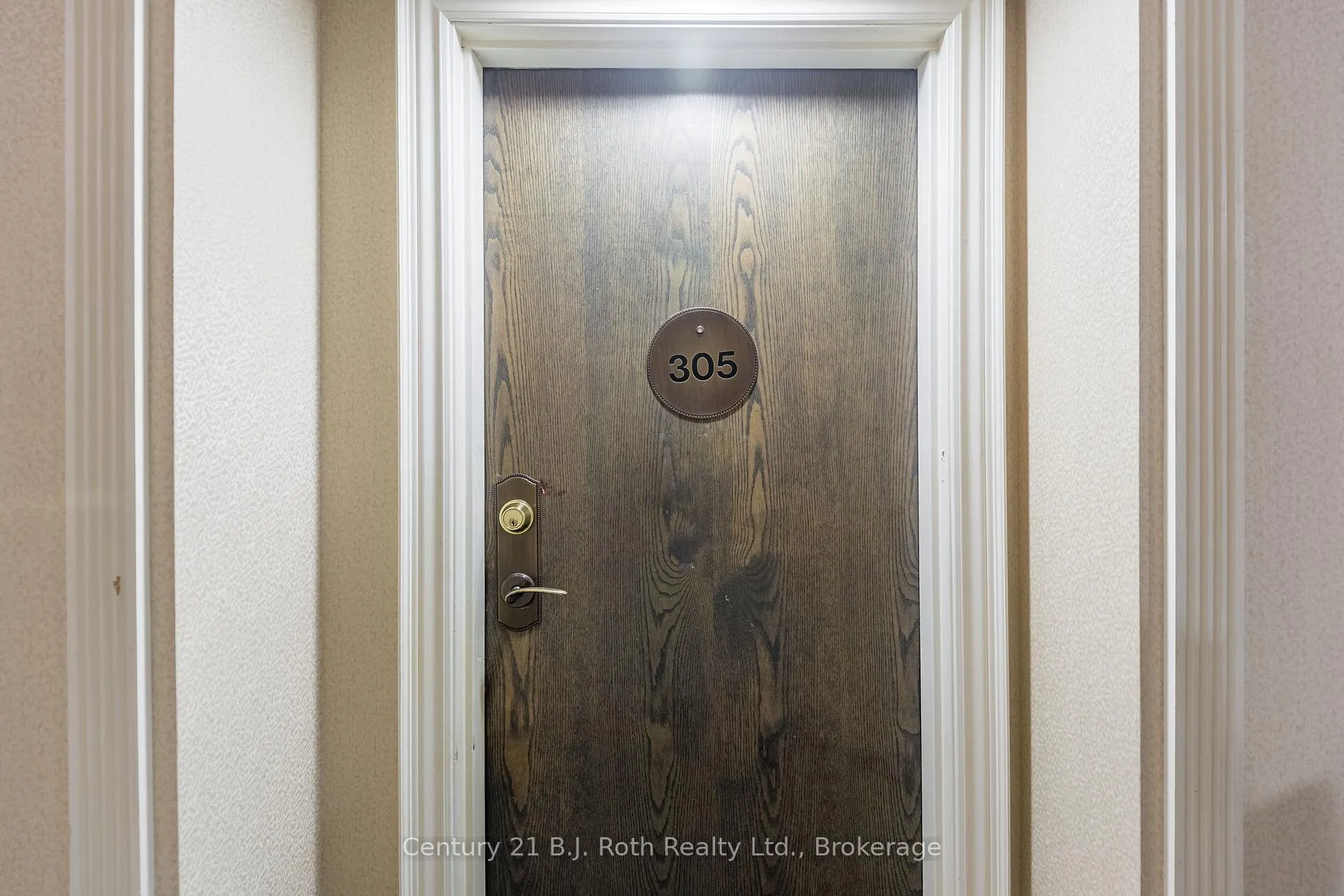 Photo 2 of Unit 305, 65 Ellen Street, Barrie, Lakeshore — HOMEH