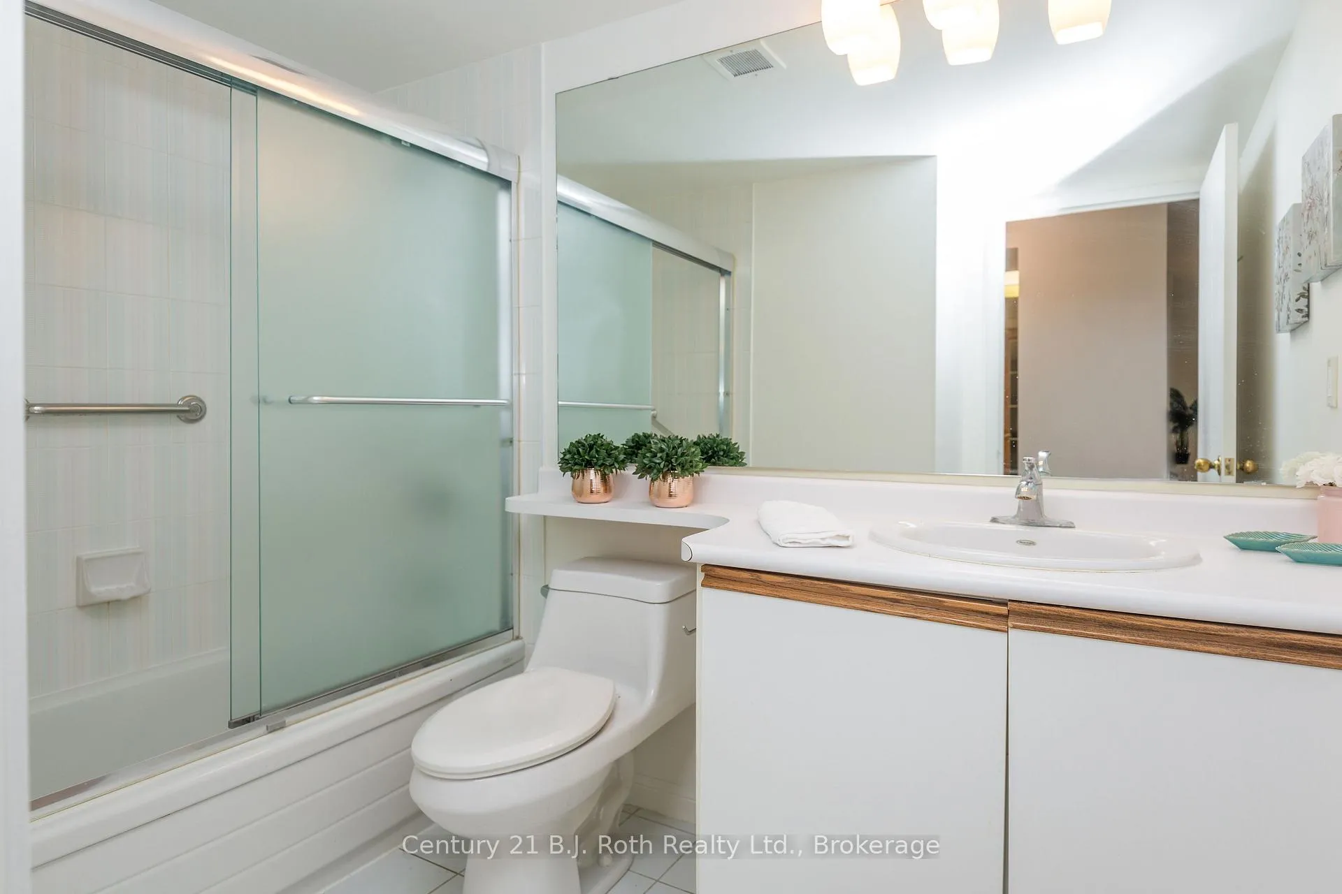 Photo 28 of Unit 305, 65 Ellen Street, Barrie, Lakeshore — HOMEH