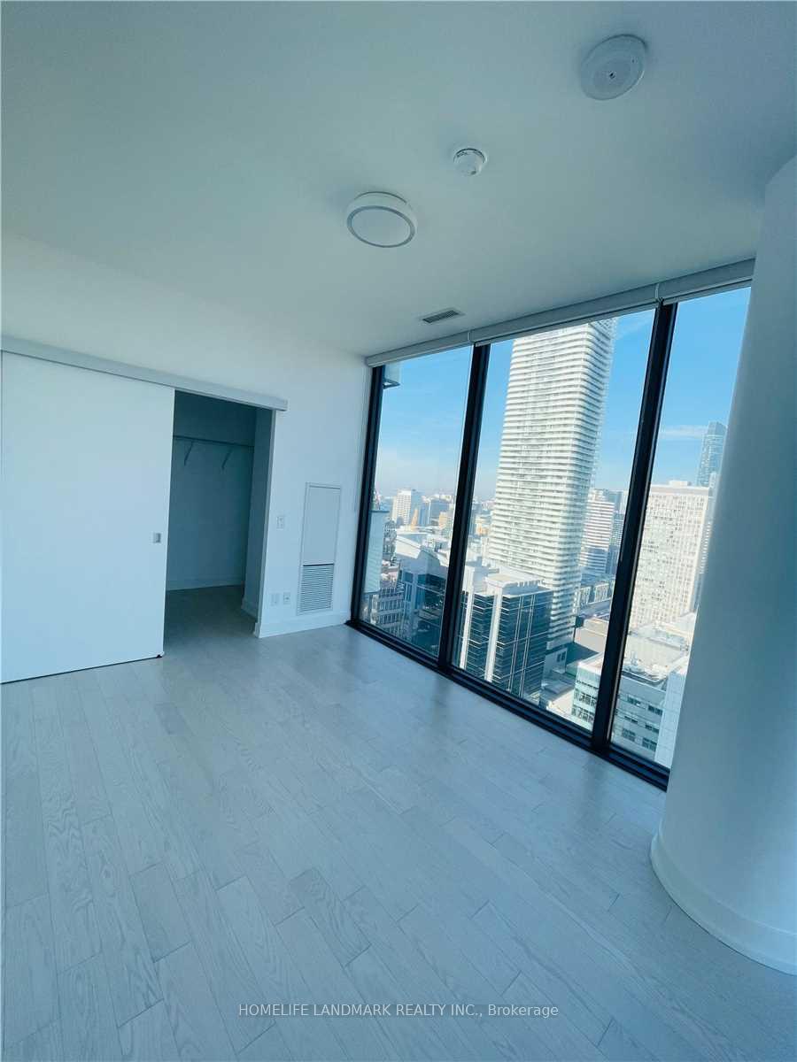 Photo 4 of Unit 3716, 20 Lombard Street, Toronto, Church-Yonge Corridor — HOMEH