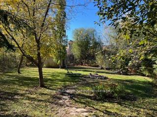 Photo 7 of Unit B, 838B Trivetts Road, Georgina, Historic Lakeshore Communities — HOMEH