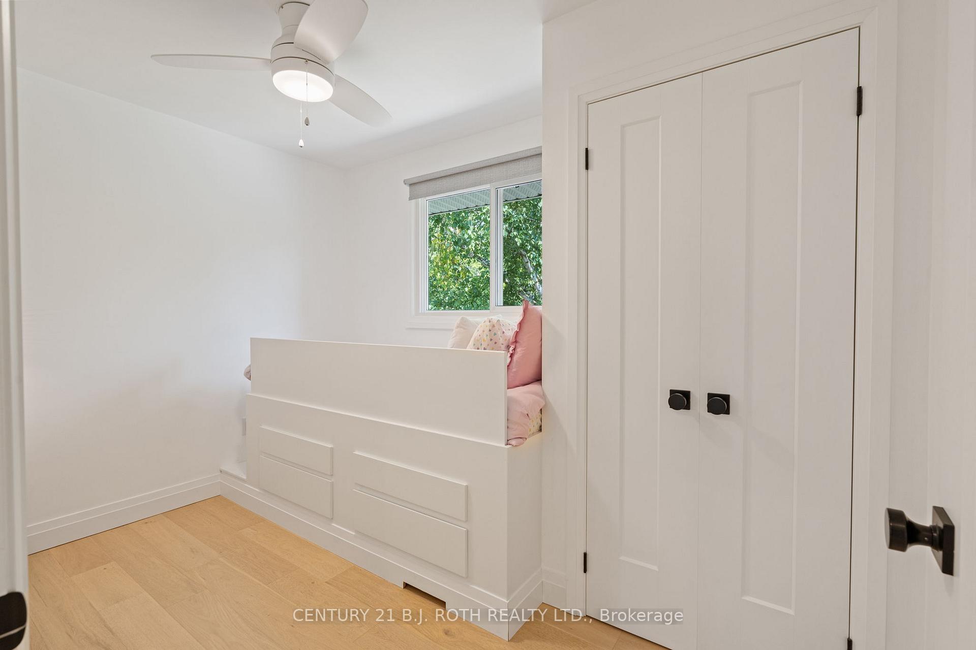 Photo 18 of 233 Dock Road, Barrie, South Shore — HOMEH