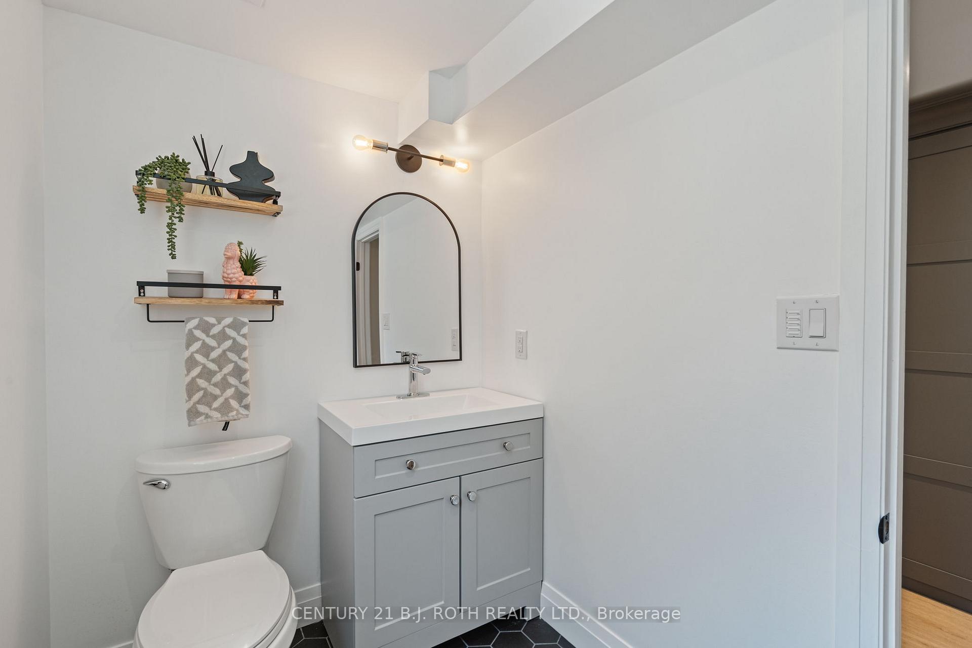 Photo 29 of 233 Dock Road, Barrie, South Shore — HOMEH