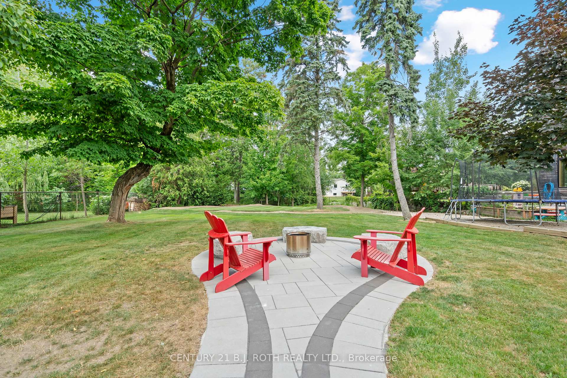 Photo 38 of 233 Dock Road, Barrie, South Shore — HOMEH