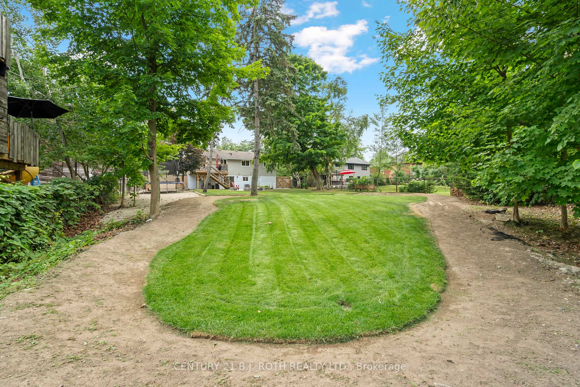Photo 43 of 233 Dock Road, Barrie, South Shore — HOMEH