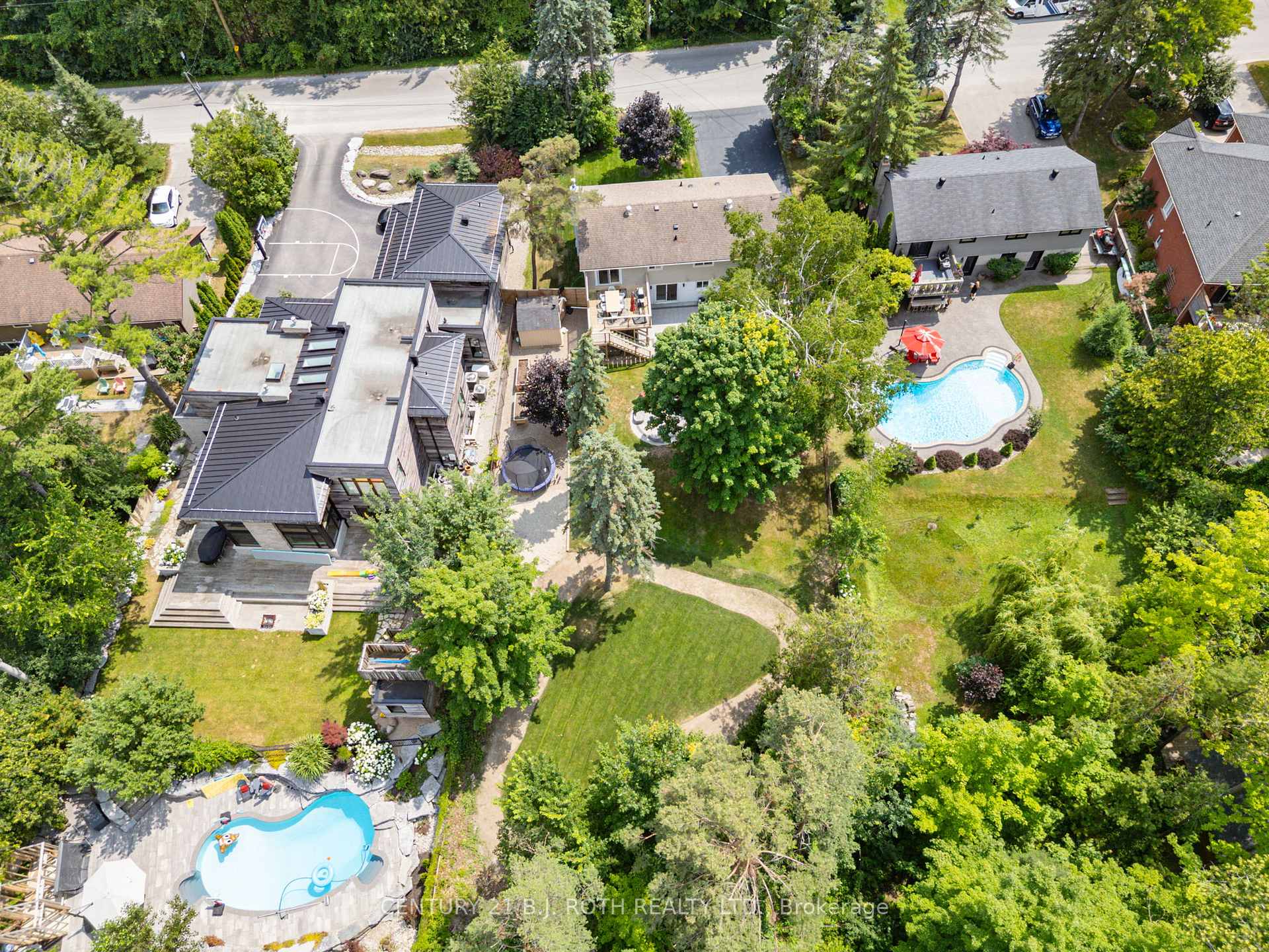 Photo 46 of 233 Dock Road, Barrie, South Shore — HOMEH