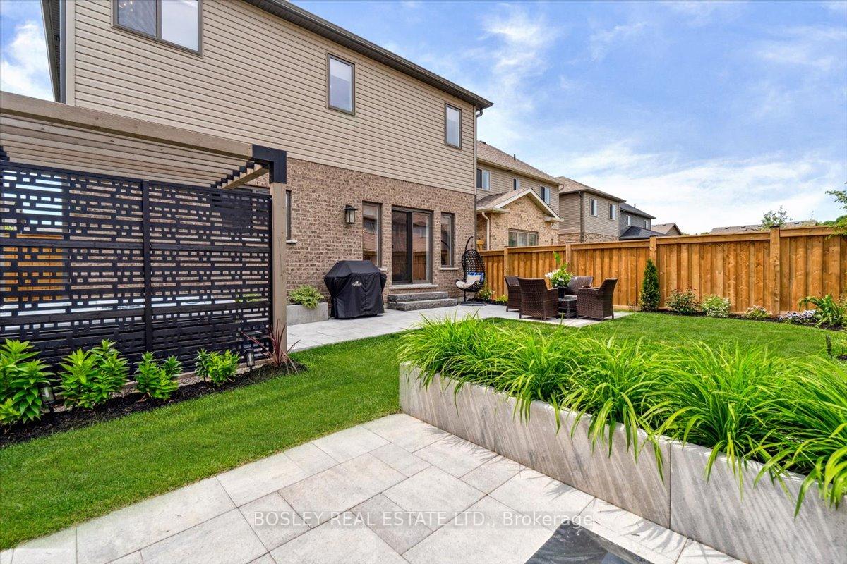 Photo 5 of 48 Plewes Drive, Collingwood — HOMEH