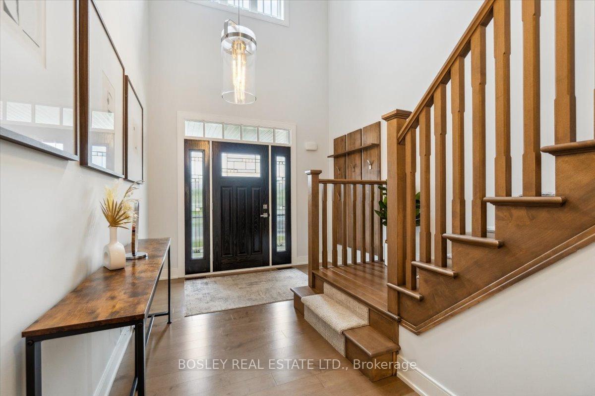 Photo 8 of 48 Plewes Drive, Collingwood — HOMEH