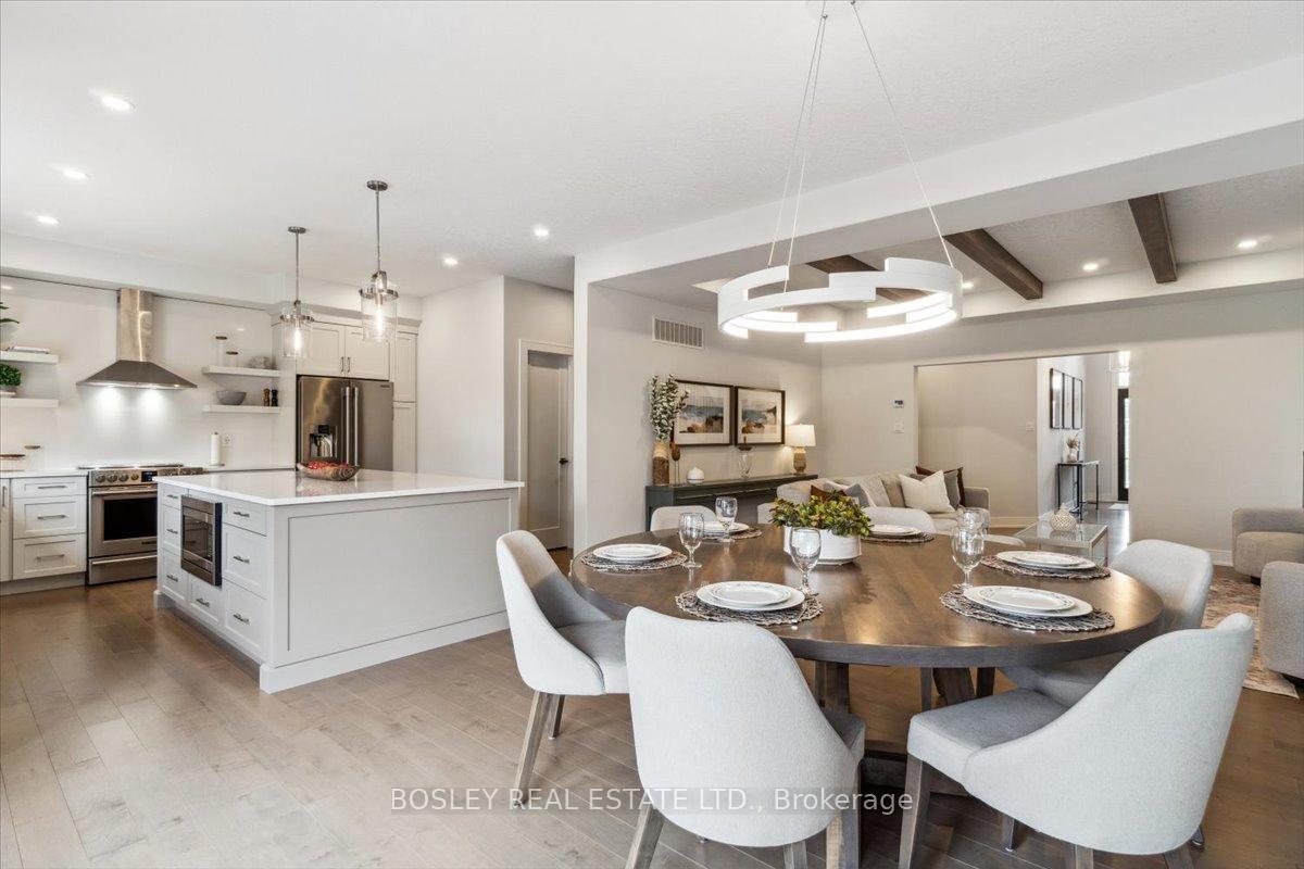 Photo 15 of 48 Plewes Drive, Collingwood — HOMEH