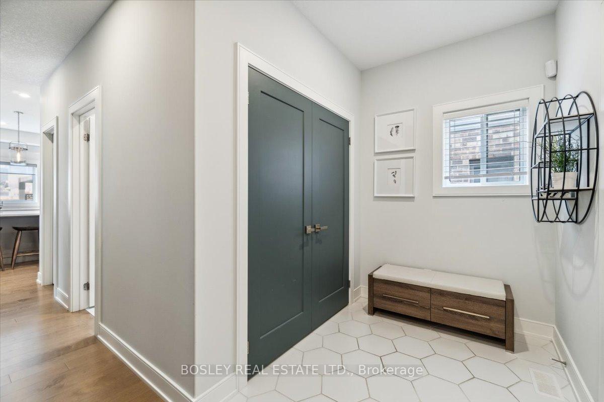 Photo 22 of 48 Plewes Drive, Collingwood — HOMEH