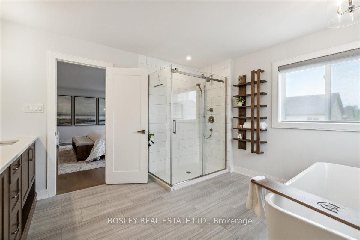 Photo 28 of 48 Plewes Drive, Collingwood — HOMEH
