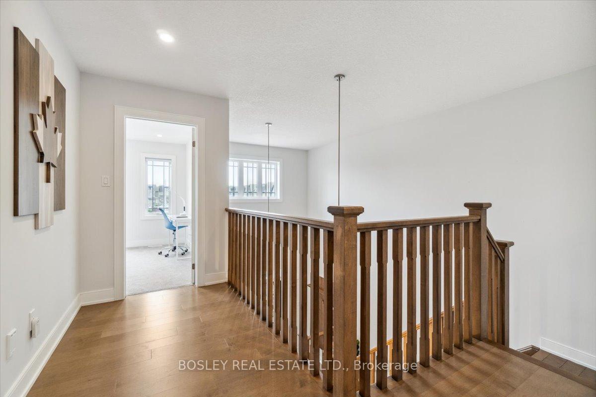 Photo 30 of 48 Plewes Drive, Collingwood — HOMEH