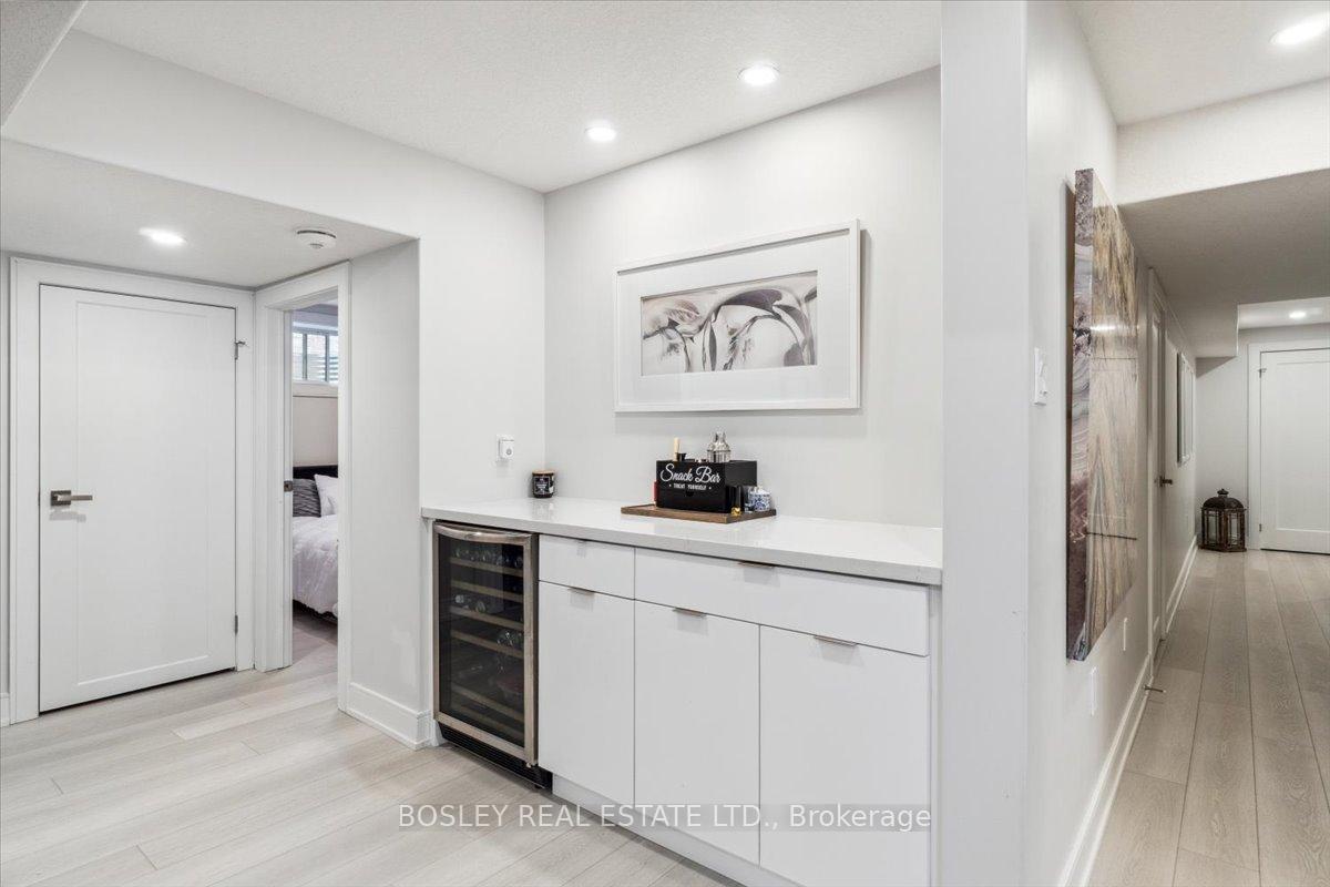 Photo 38 of 48 Plewes Drive, Collingwood — HOMEH