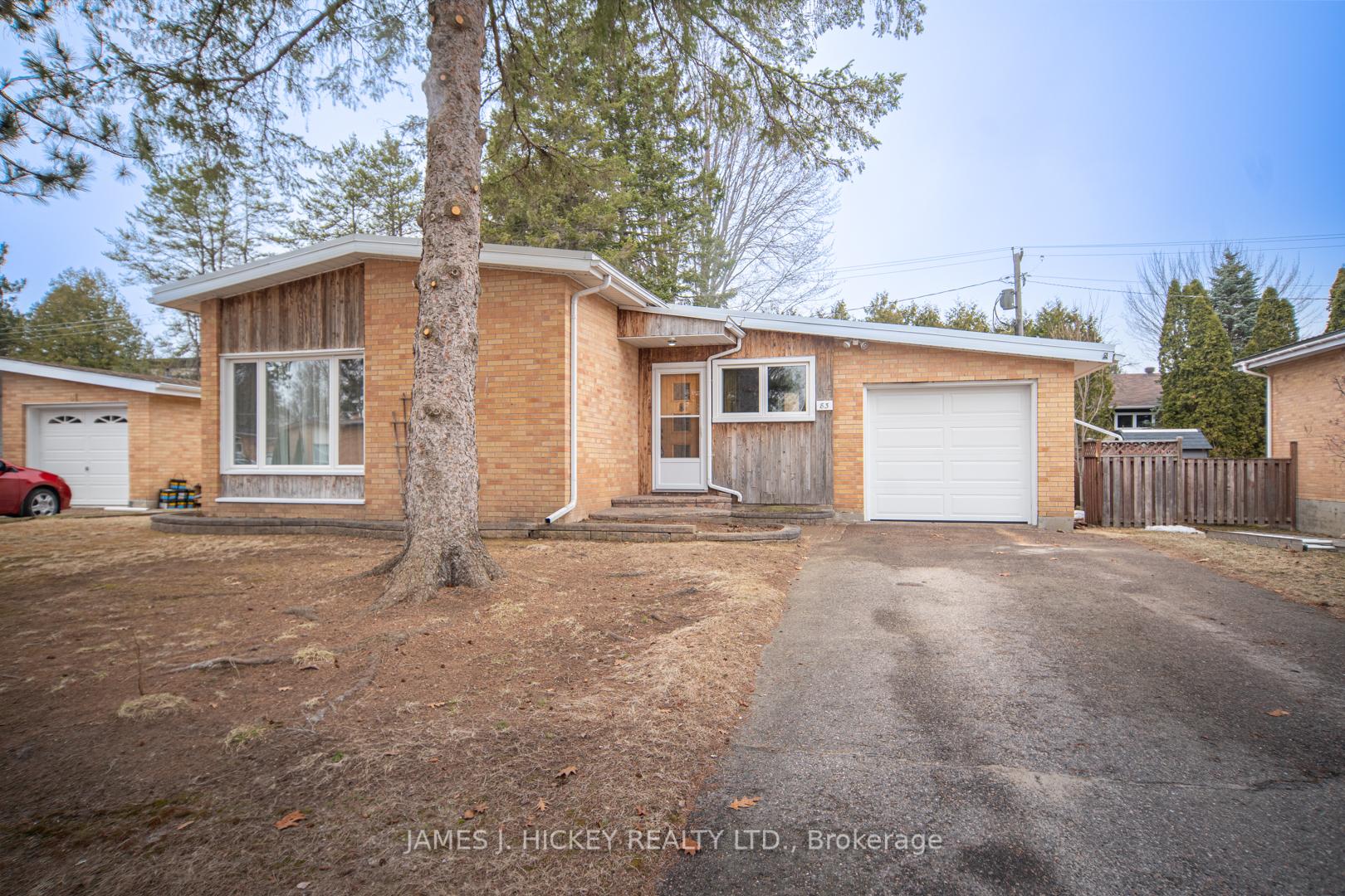 Photo 44 of 83 Frontenac Crescent, Deep River — HOMEH