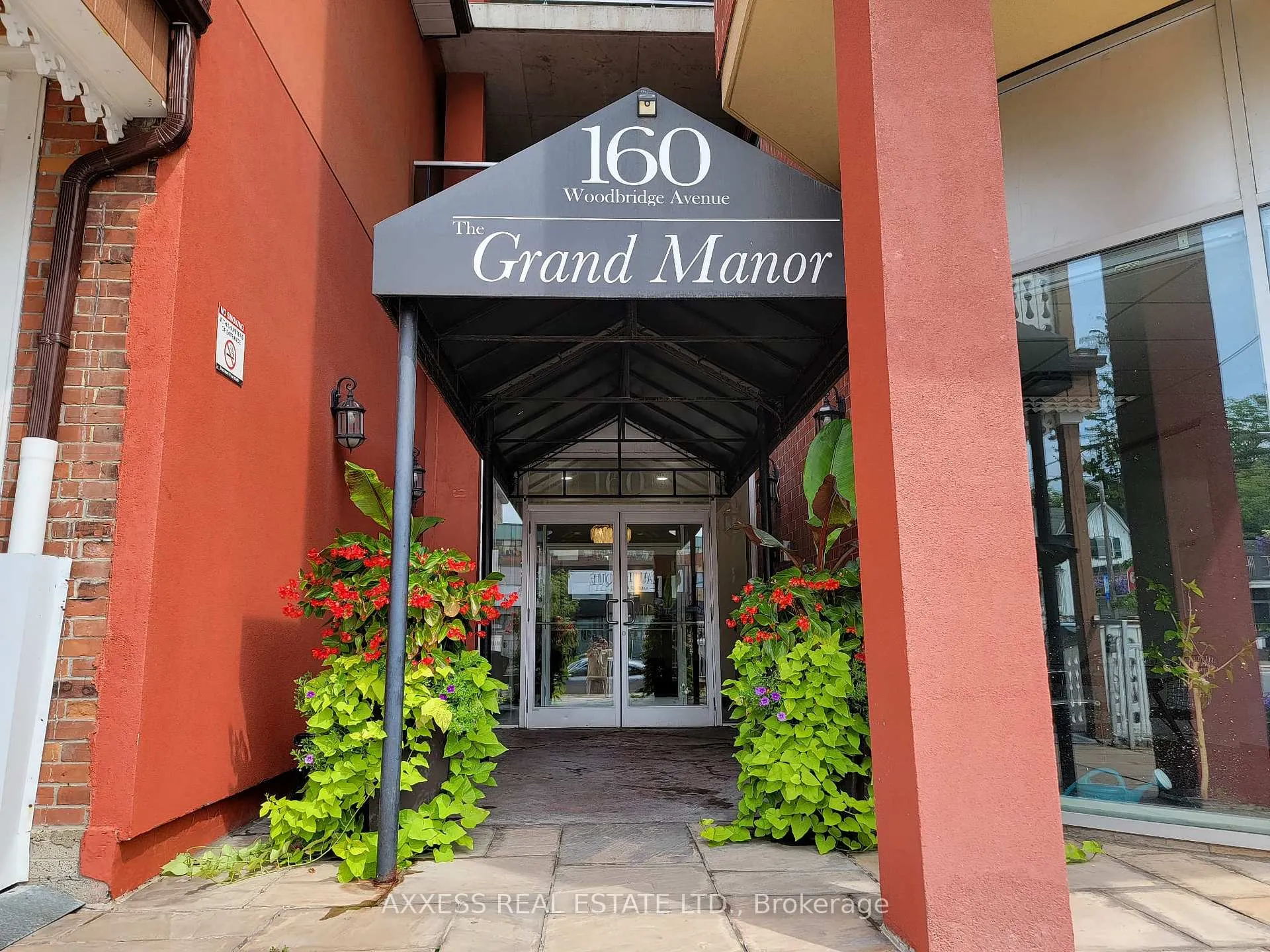 Photo 2 of Unit 210, 160 Woodbridge Avenue, Vaughan, West Woodbridge — HOMEH