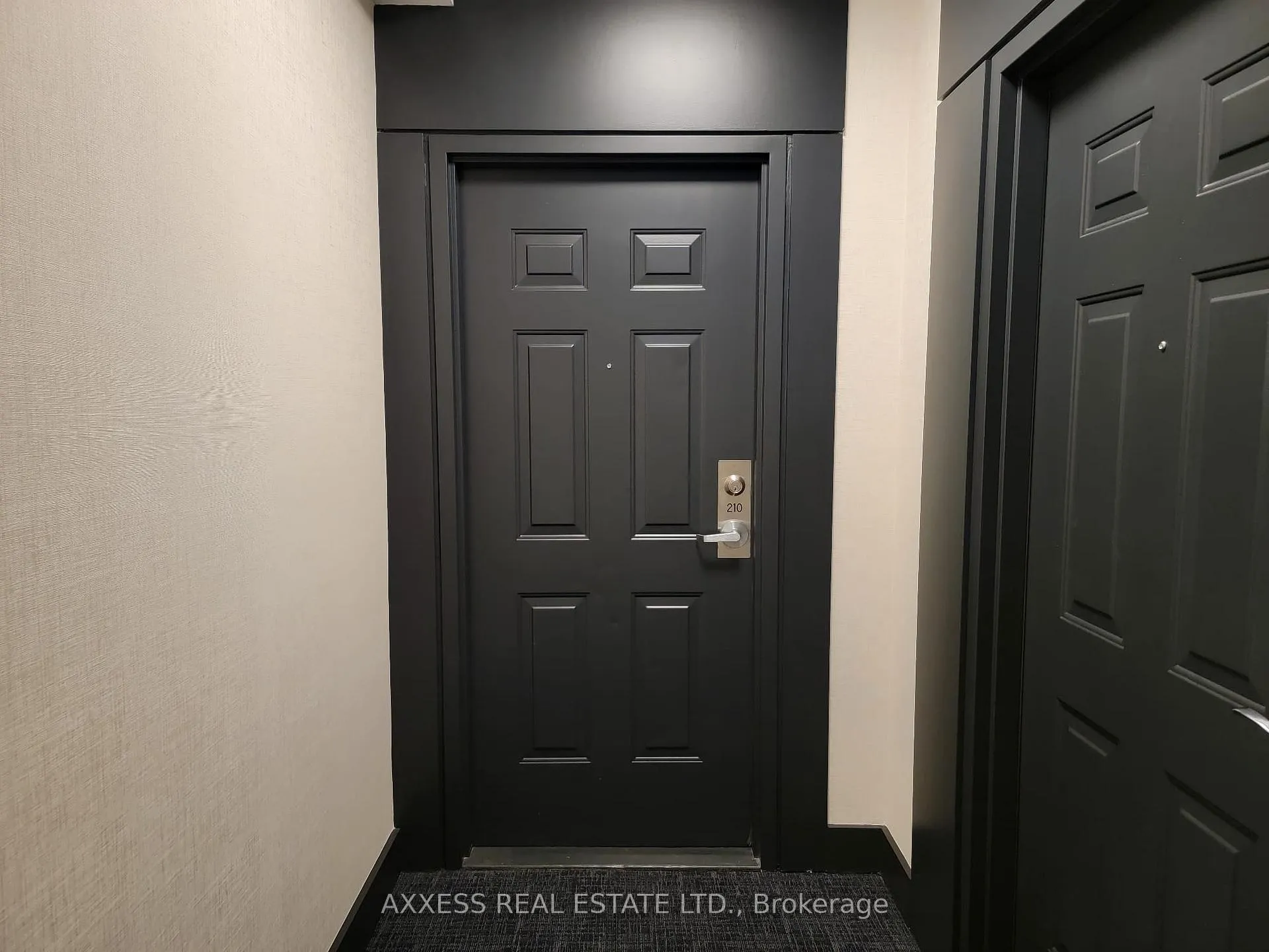 Photo 8 of Unit 210, 160 Woodbridge Avenue, Vaughan, West Woodbridge — HOMEH
