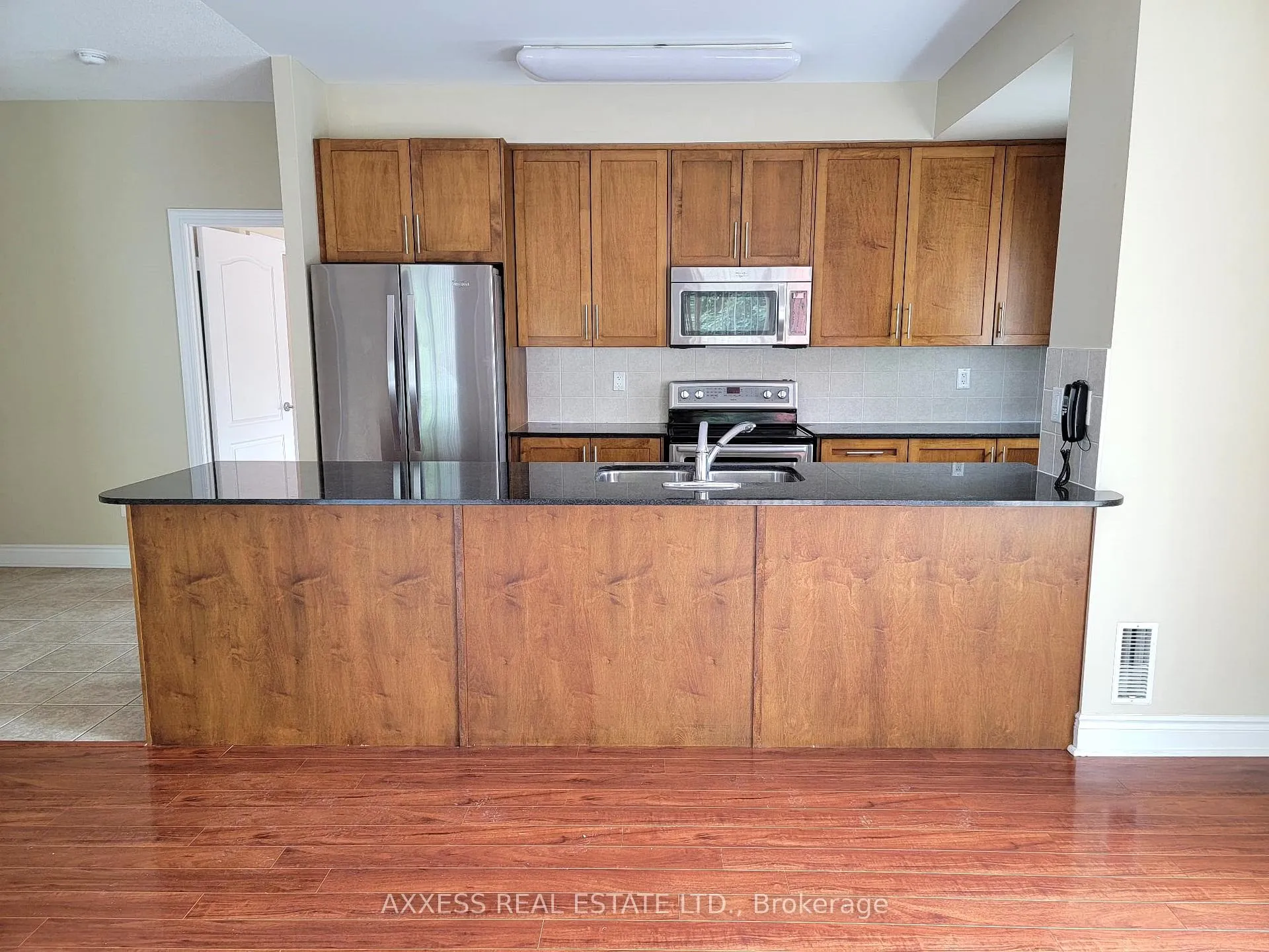 Photo 12 of Unit 210, 160 Woodbridge Avenue, Vaughan, West Woodbridge — HOMEH