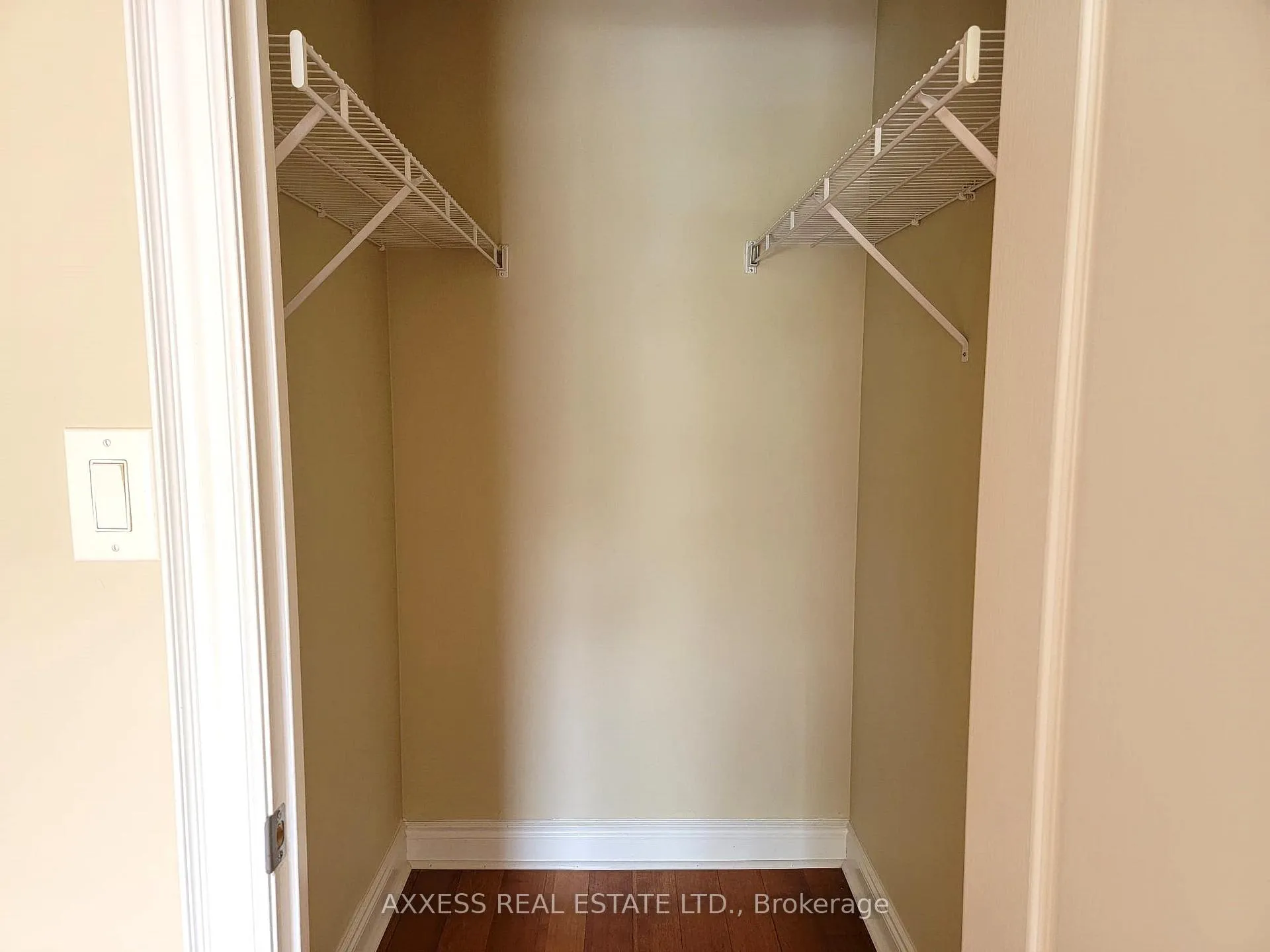 Photo 17 of Unit 210, 160 Woodbridge Avenue, Vaughan, West Woodbridge — HOMEH