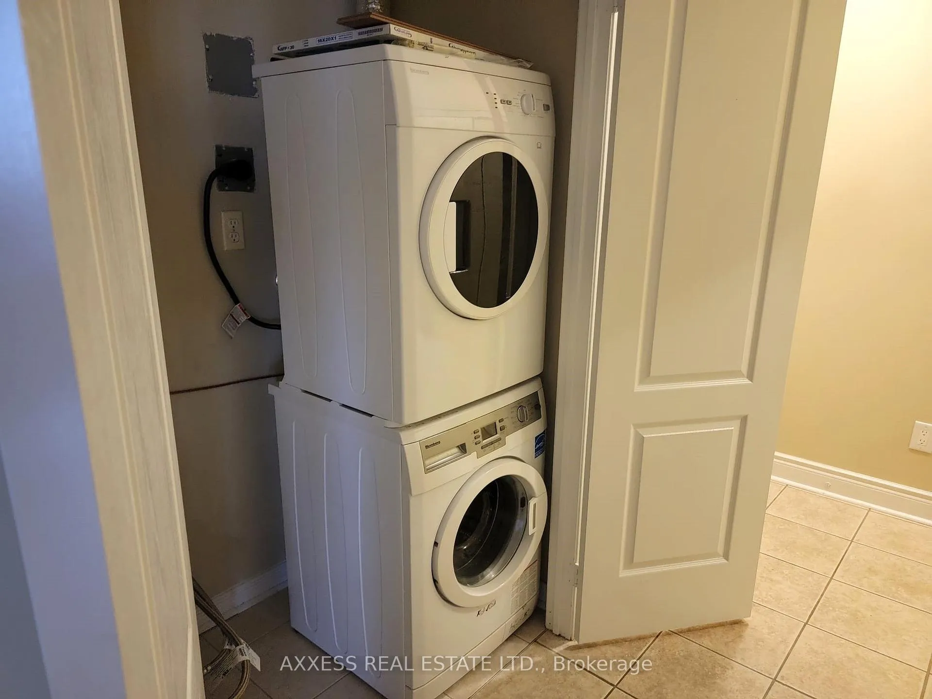 Photo 20 of Unit 210, 160 Woodbridge Avenue, Vaughan, West Woodbridge — HOMEH