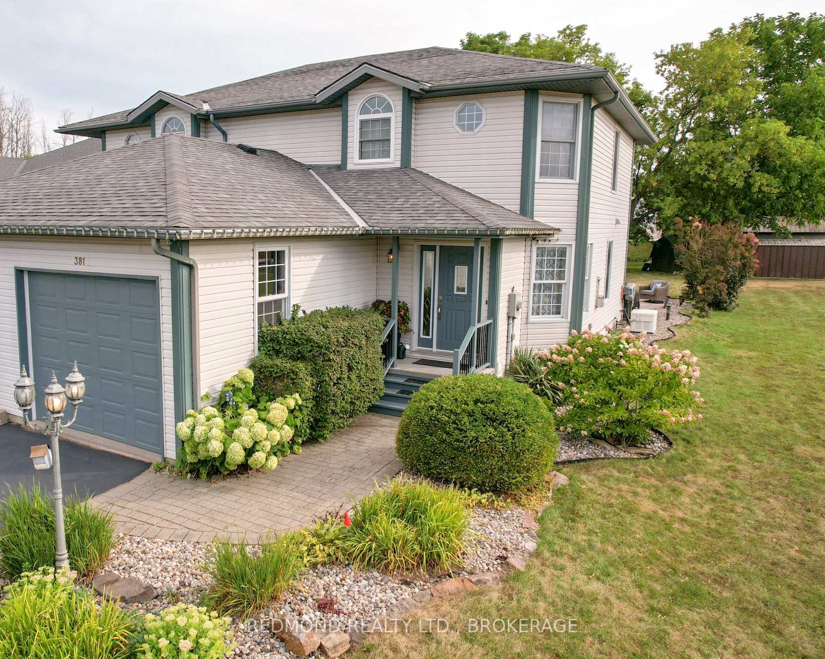 Photo 3 of 381 James Street, Gananoque — HOMEH