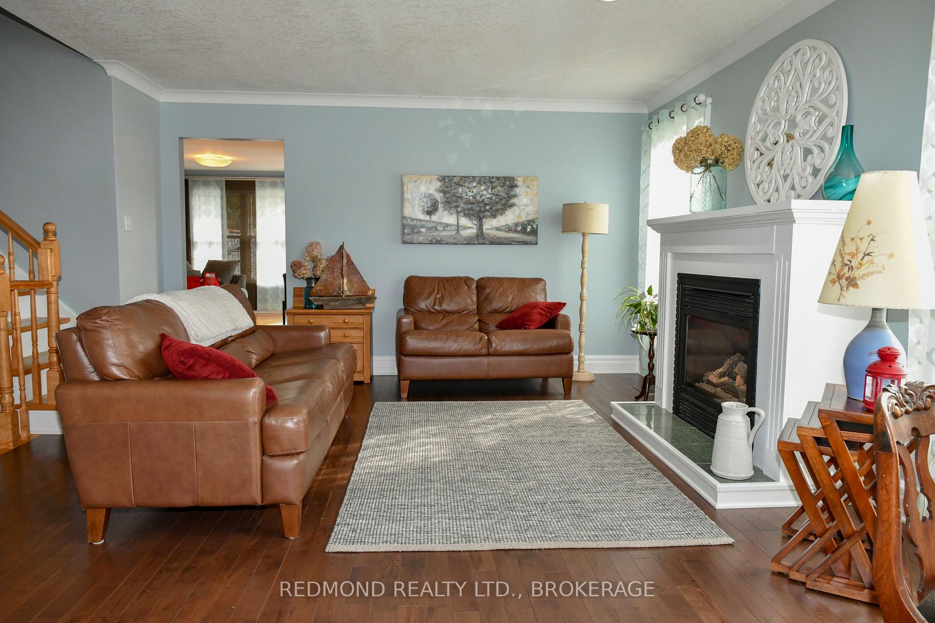 Photo 5 of 381 James Street, Gananoque — HOMEH