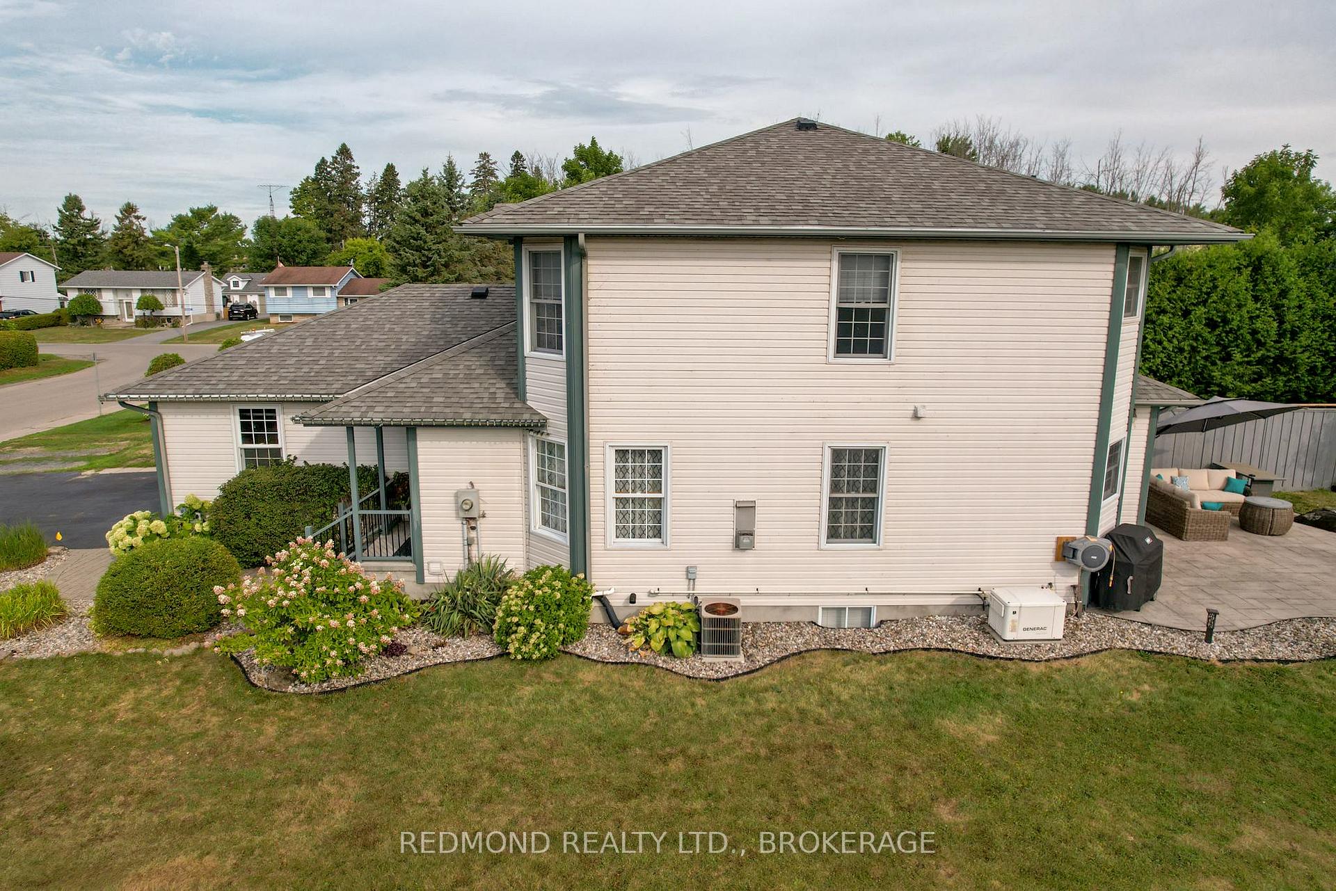 Photo 39 of 381 James Street, Gananoque — HOMEH