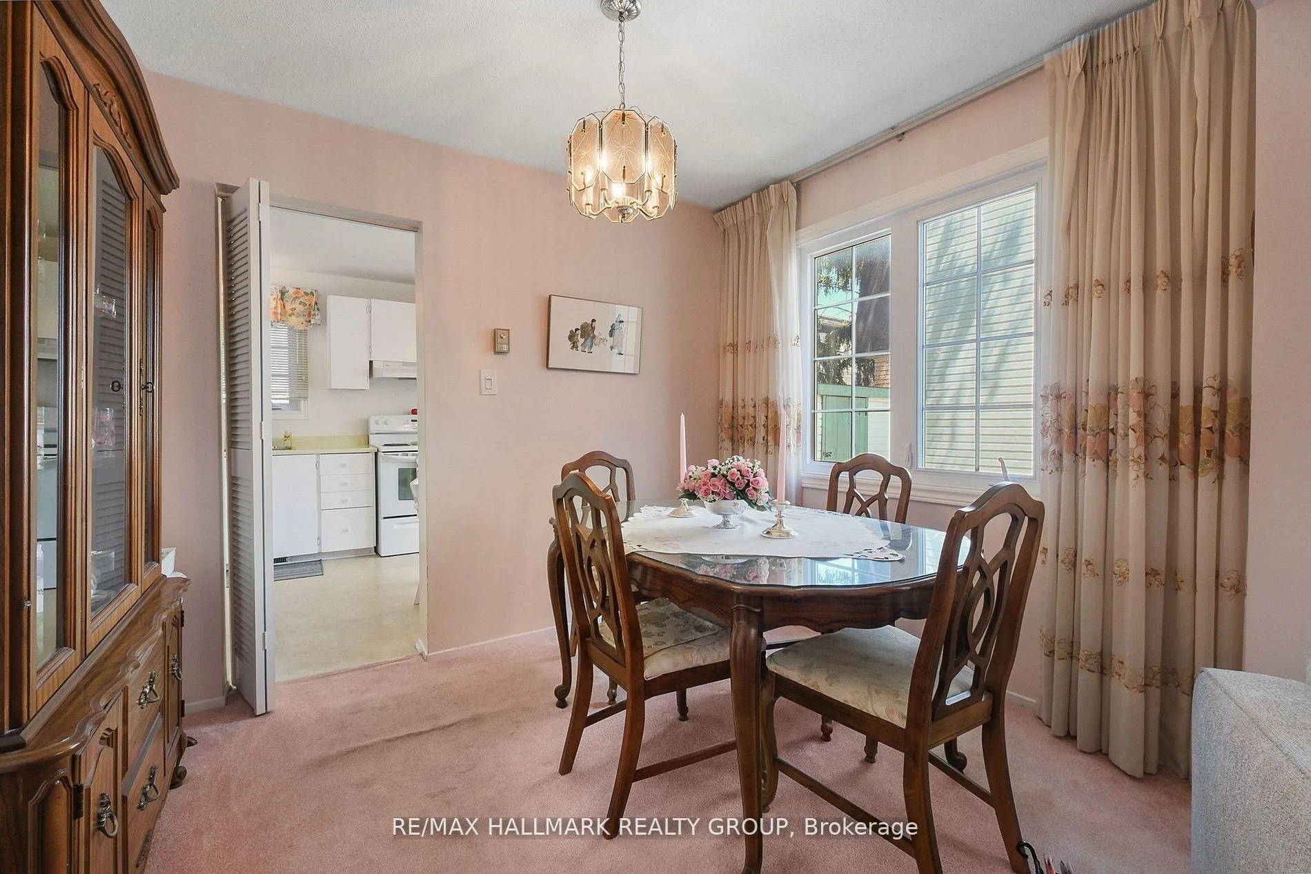 Photo 8 of 625 Trelawny Private, Ottawa, Carleton Square — HOMEH