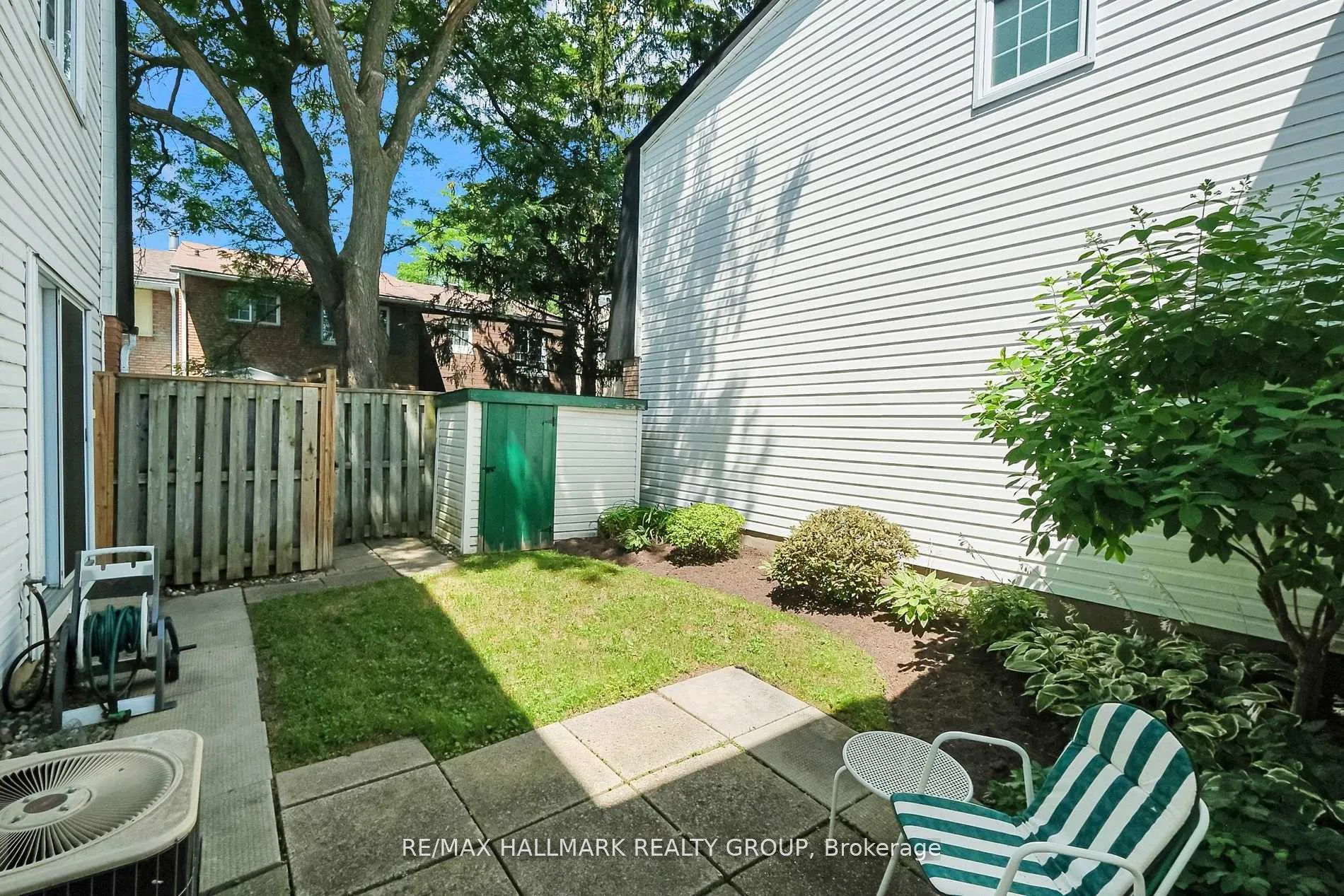 Photo 23 of 625 Trelawny Private, Ottawa, Carleton Square — HOMEH
