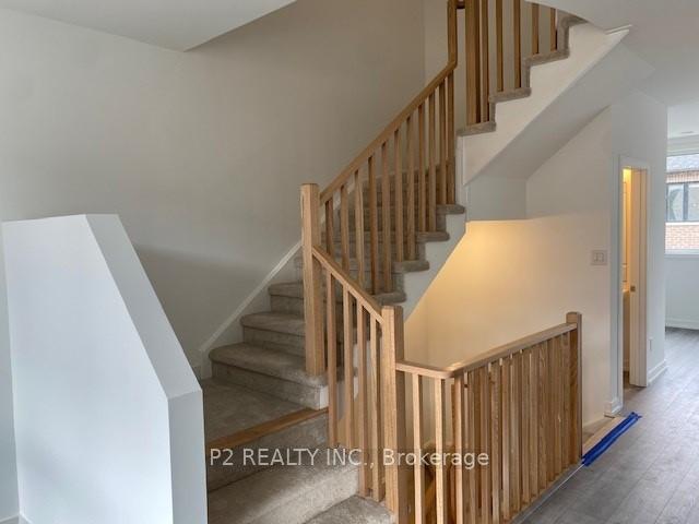 Photo 9 of 43 Red Maple Lane, Barrie, Innis-Shore — HOMEH