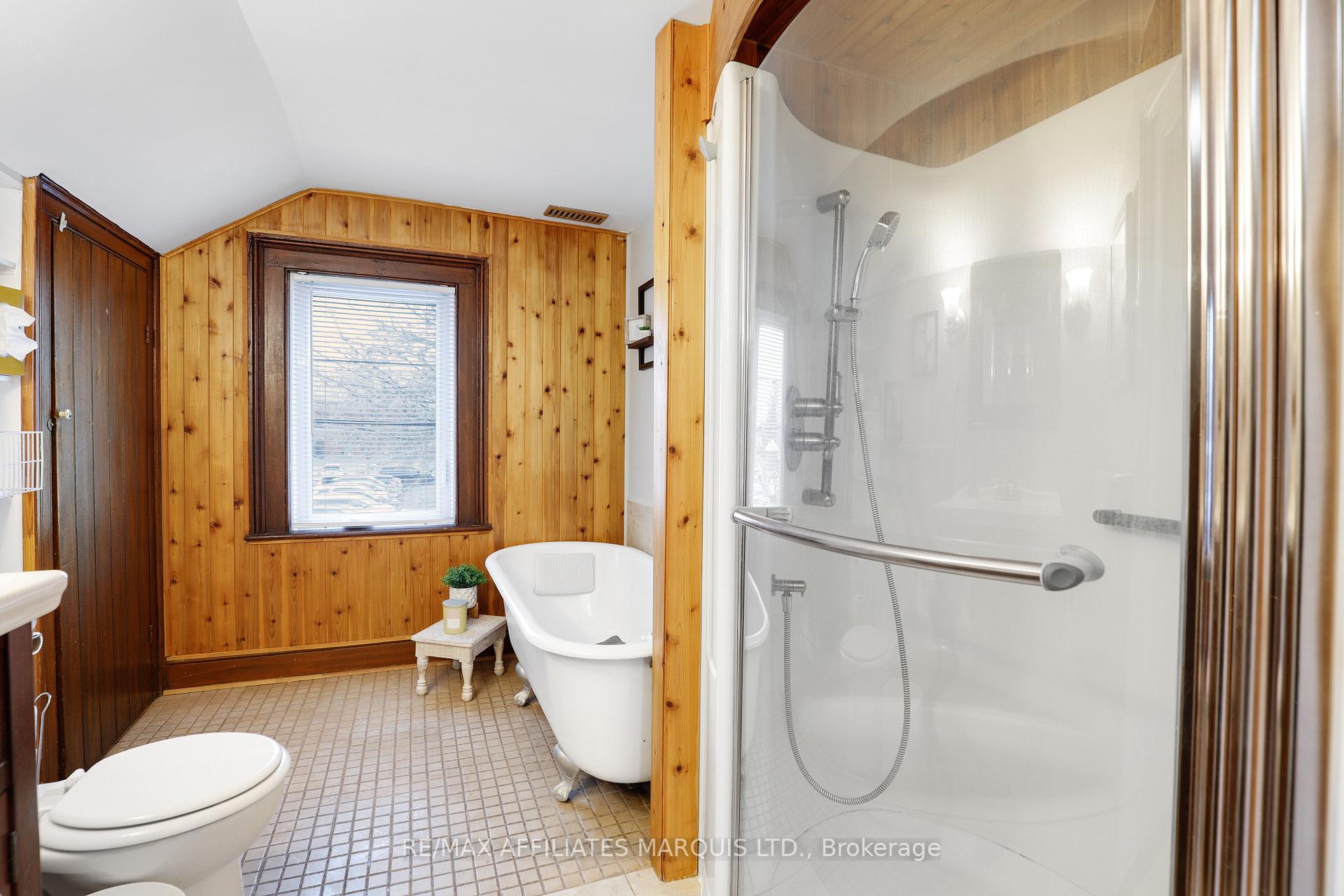 Photo 25 of 135 Third Street E, Cornwall — HOMEH