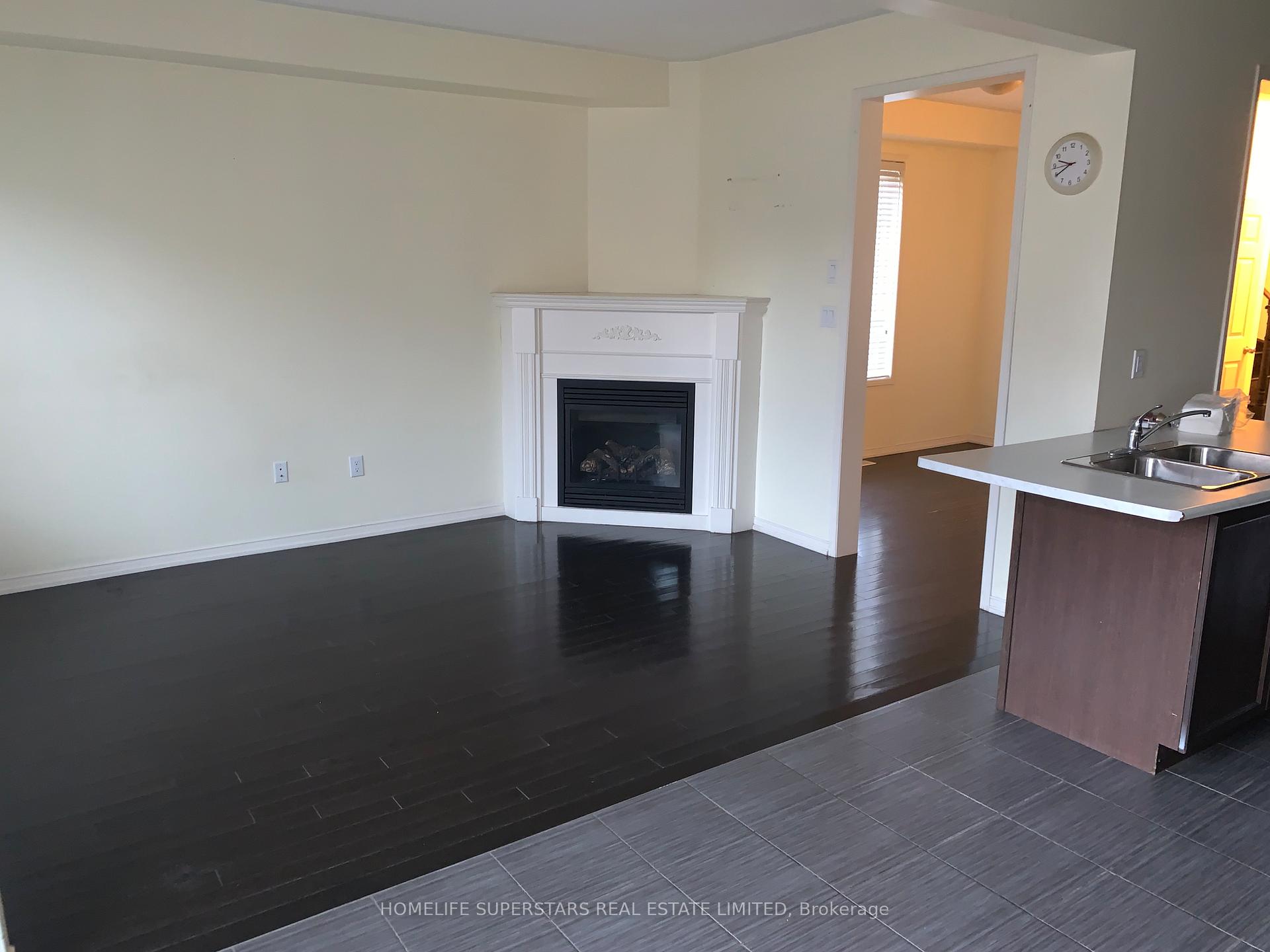 Photo 4 of Unit Upper, 72 Loftsmoor Drive, Brampton, Sandringham-Wellington — HOMEH