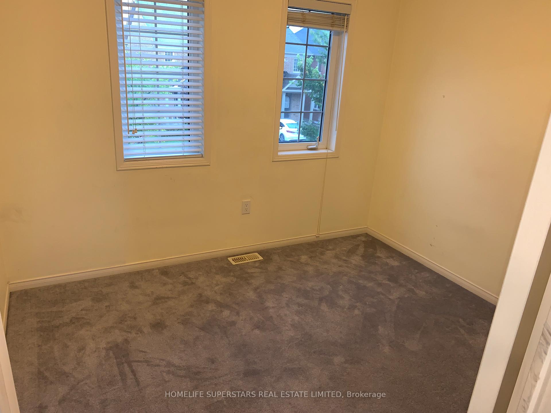Photo 16 of Unit Upper, 72 Loftsmoor Drive, Brampton, Sandringham-Wellington — HOMEH