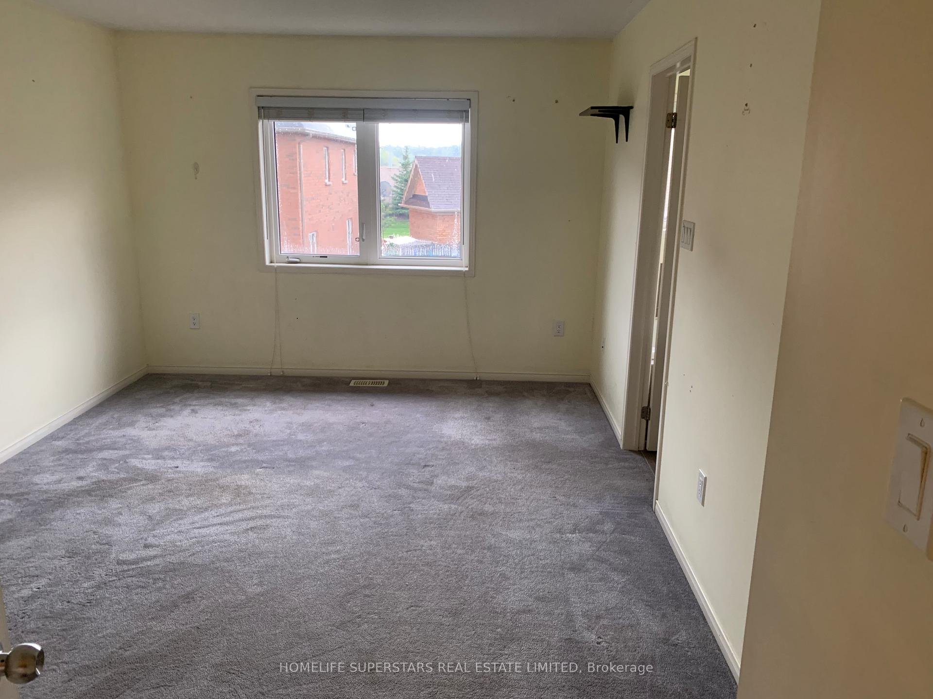 Photo 17 of Unit Upper, 72 Loftsmoor Drive, Brampton, Sandringham-Wellington — HOMEH