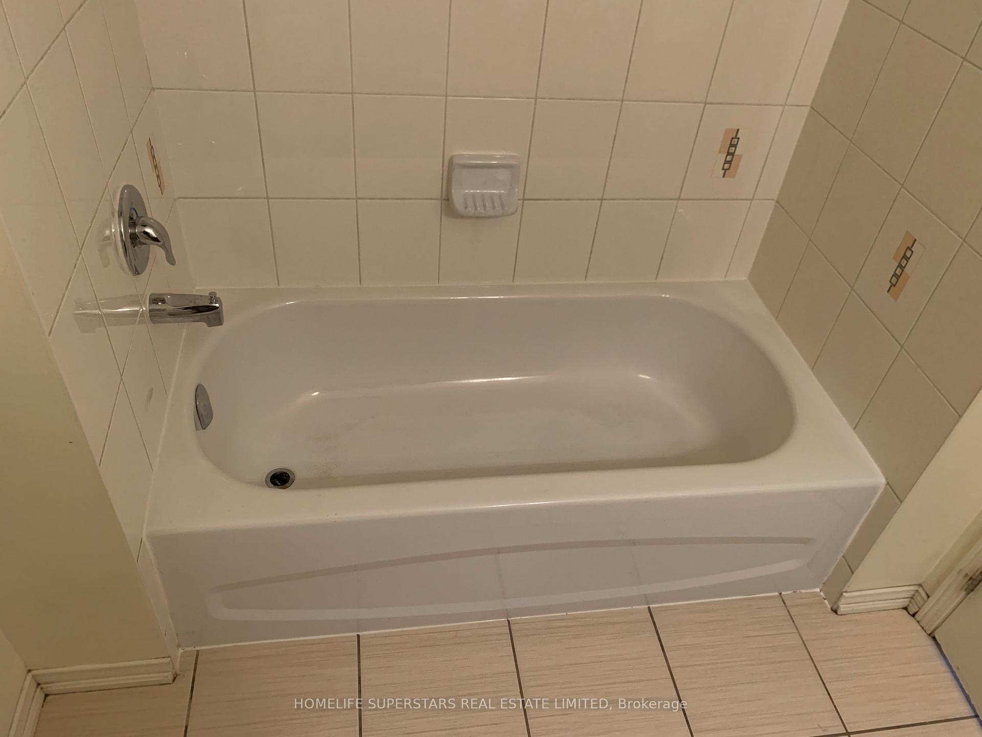 Photo 20 of Unit Upper, 72 Loftsmoor Drive, Brampton, Sandringham-Wellington — HOMEH