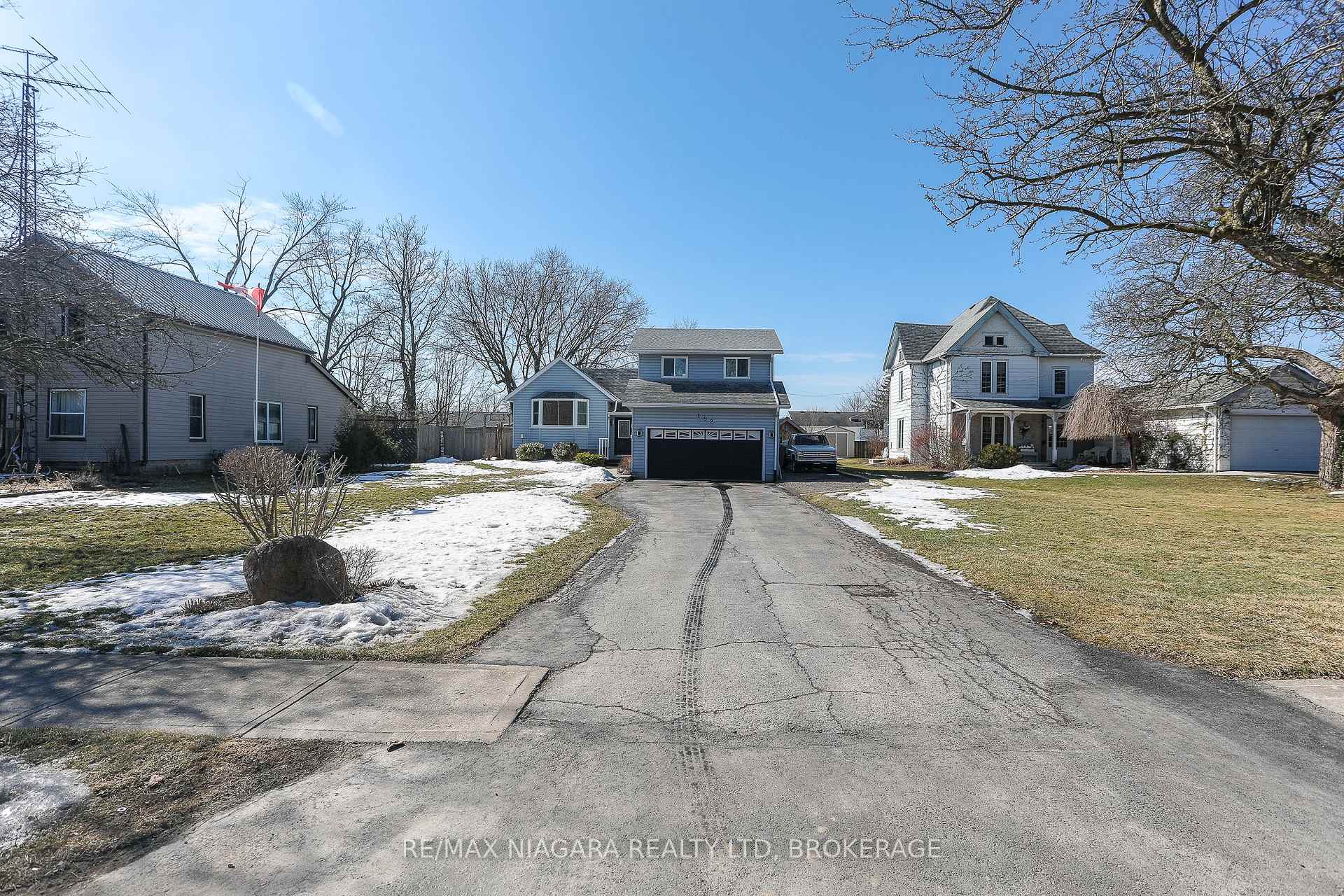 Photo 6 of 192 Centre Street, Dutton/Dunwich, Dutton — HOMEH