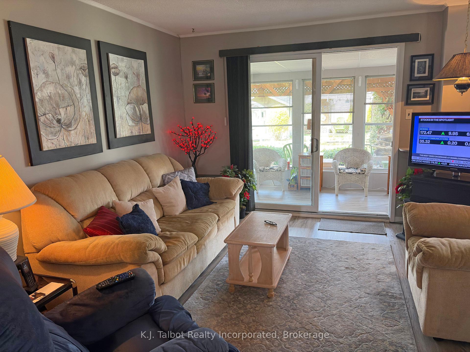Photo 10 of 208 Palmerston Street, Goderich, Goderich (Town) — HOMEH