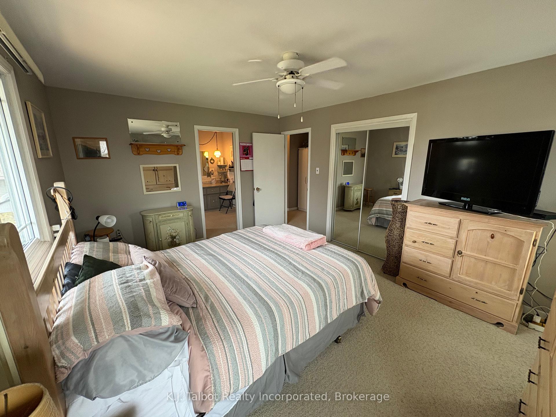 Photo 16 of 208 Palmerston Street, Goderich, Goderich (Town) — HOMEH