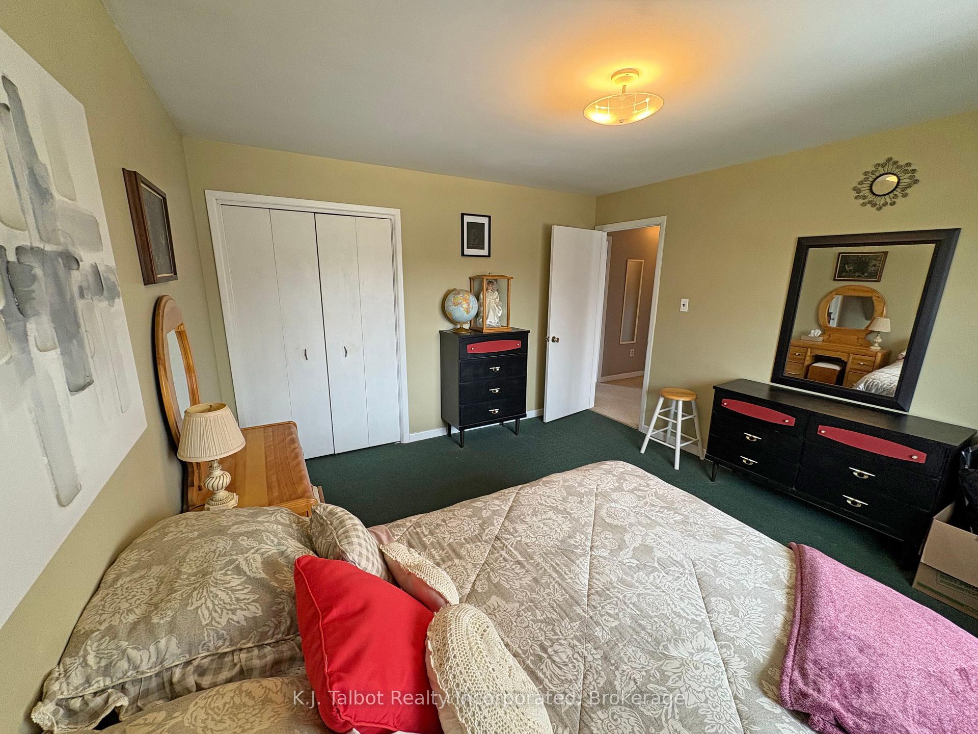 Photo 19 of 208 Palmerston Street, Goderich, Goderich (Town) — HOMEH