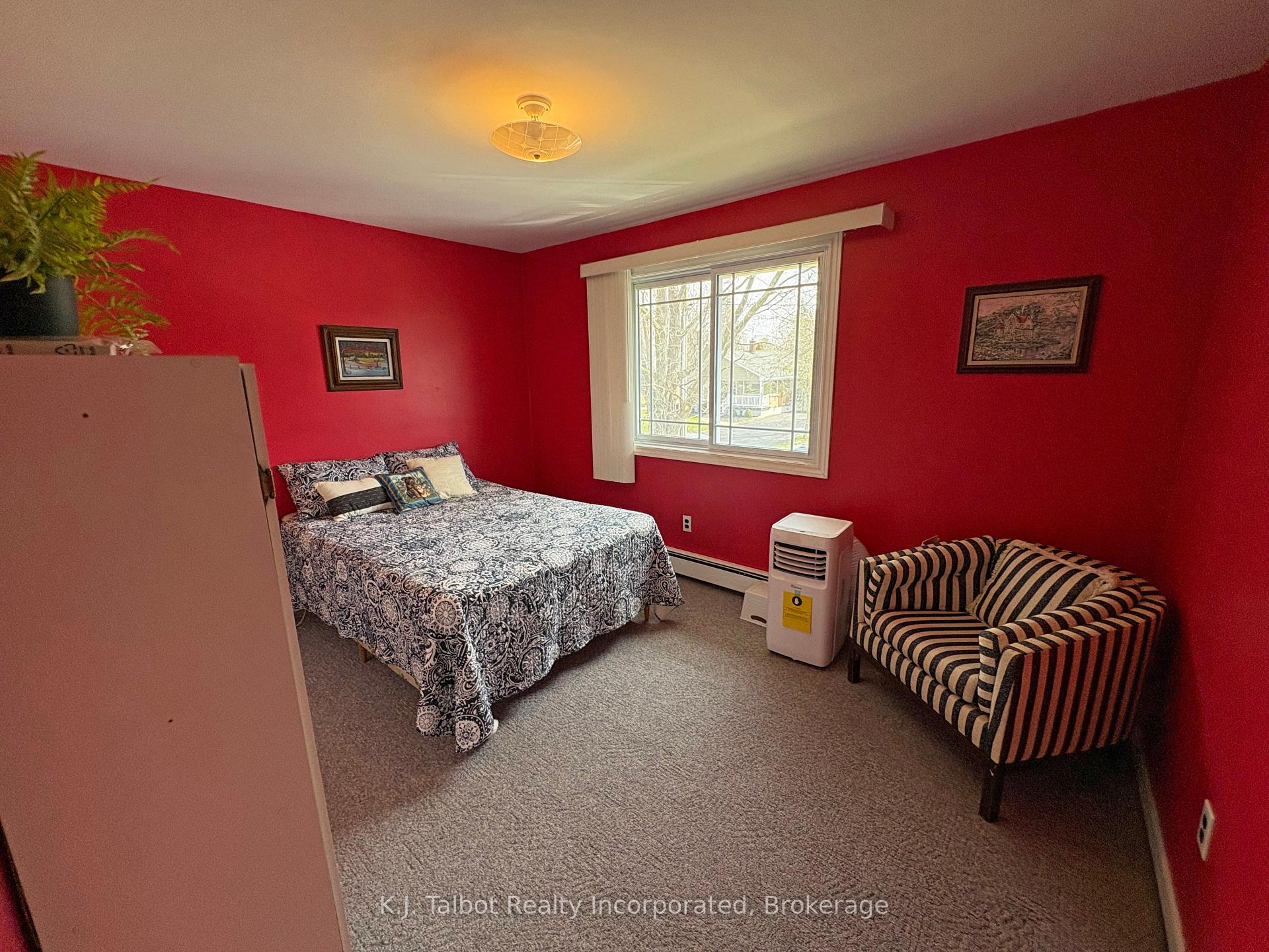 Photo 21 of 208 Palmerston Street, Goderich, Goderich (Town) — HOMEH