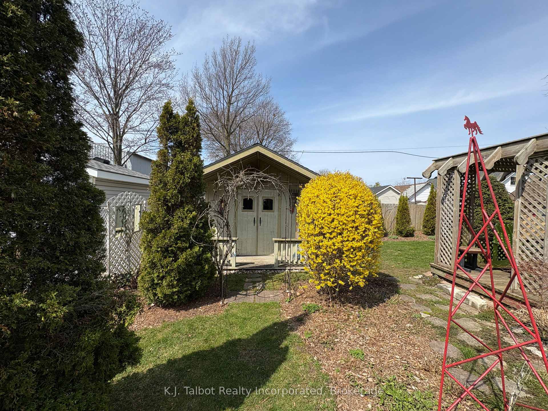 Photo 36 of 208 Palmerston Street, Goderich, Goderich (Town) — HOMEH