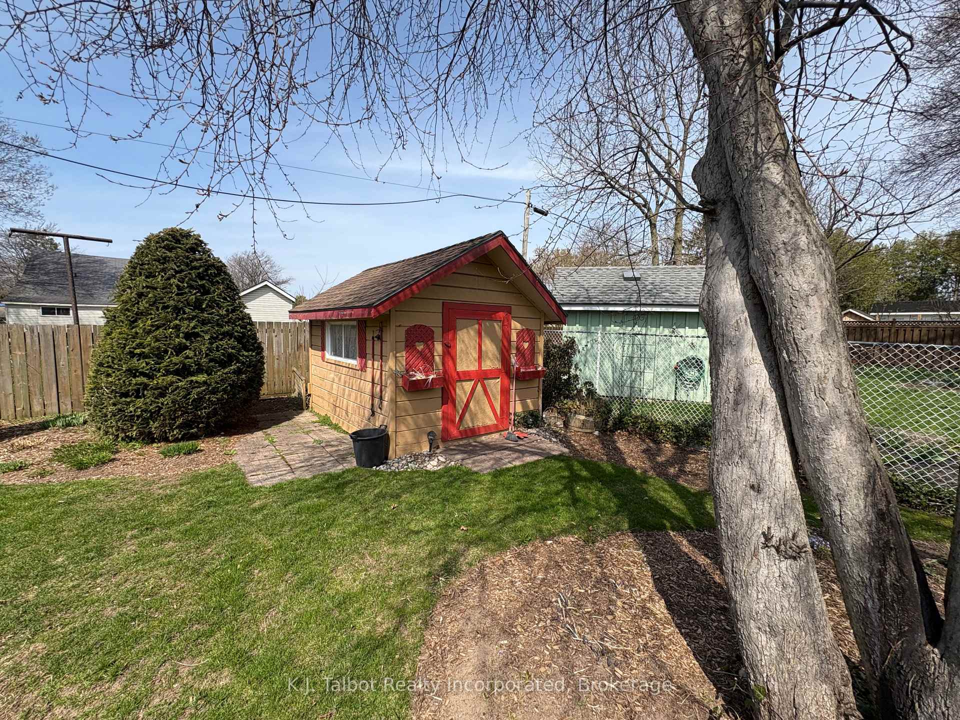 Photo 37 of 208 Palmerston Street, Goderich, Goderich (Town) — HOMEH