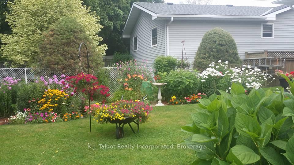 Photo 42 of 208 Palmerston Street, Goderich, Goderich (Town) — HOMEH