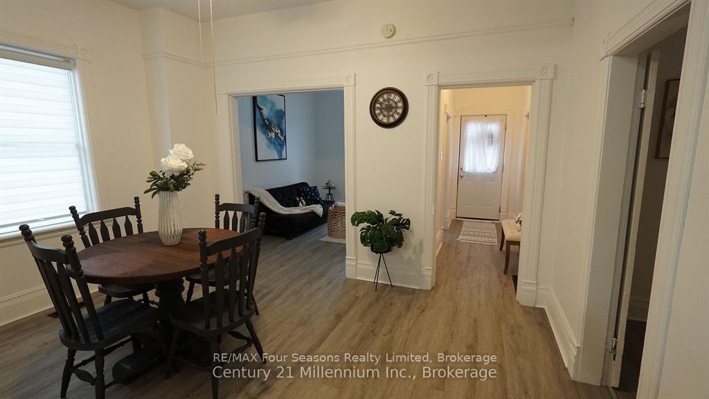 Photo 13 of 315 Oak Street, Collingwood — HOMEH