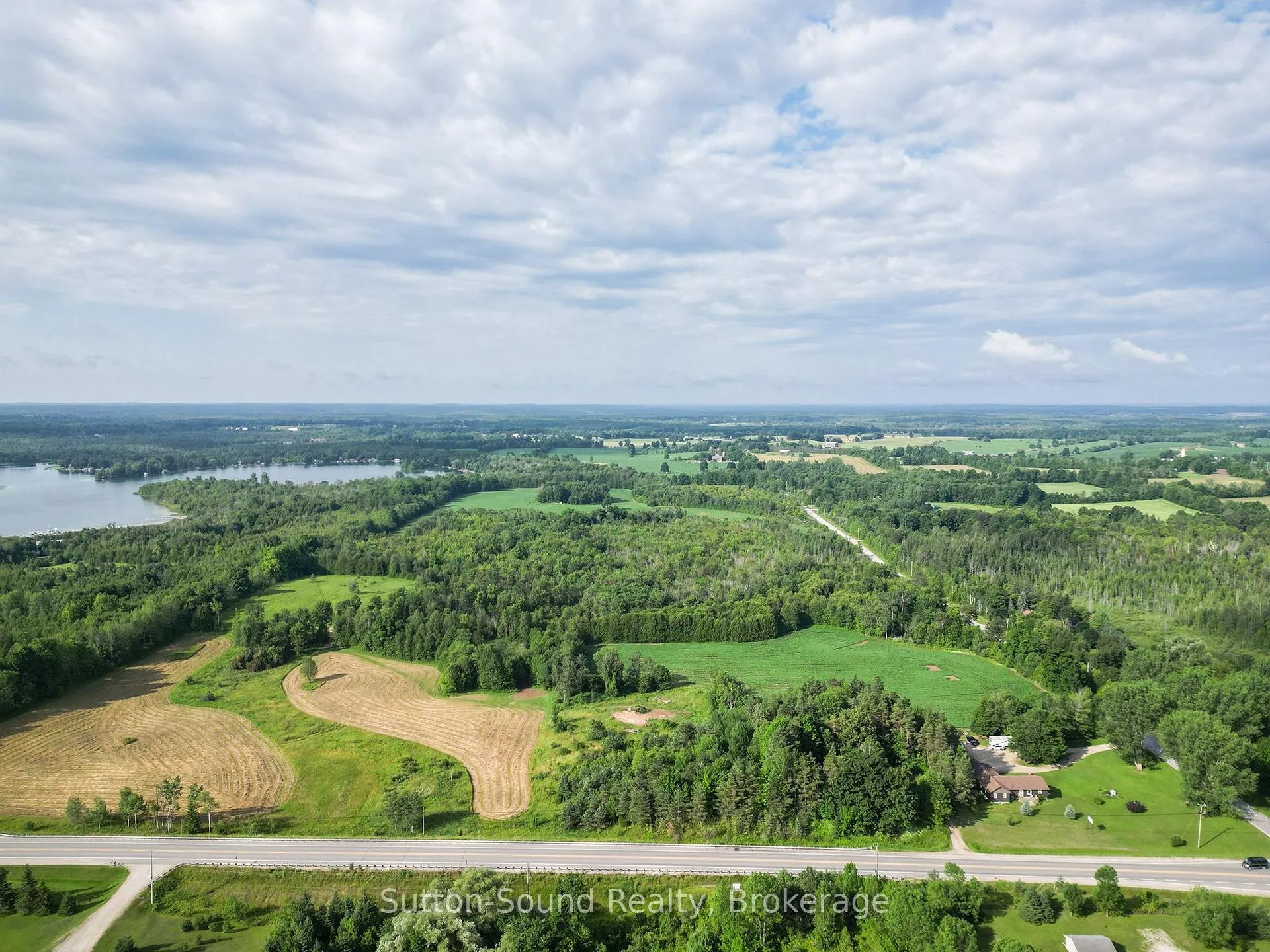 Photo 2 of PL11-12 10 Side Road, Chatsworth — HOMEH
