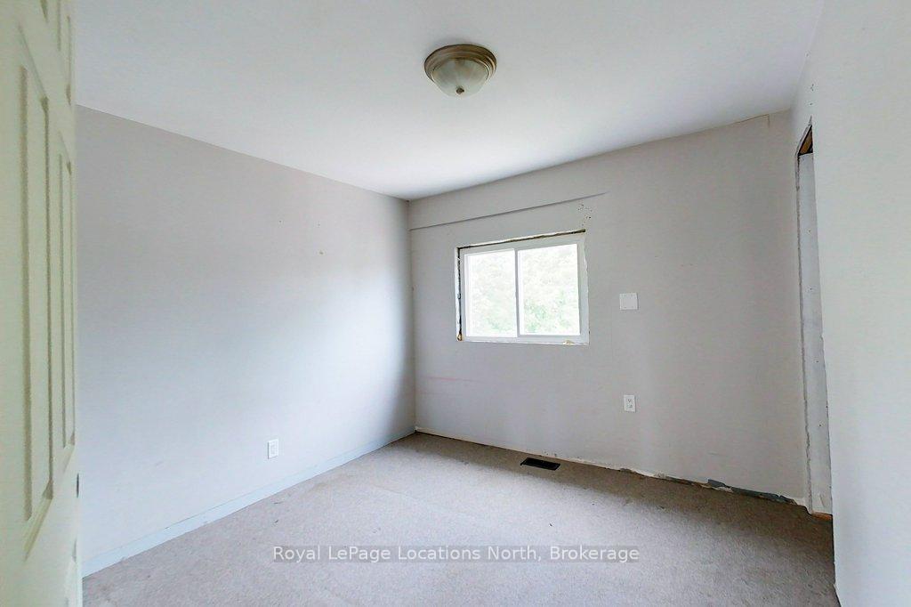 Photo 12 of 103 Erie Street, Collingwood — HOMEH