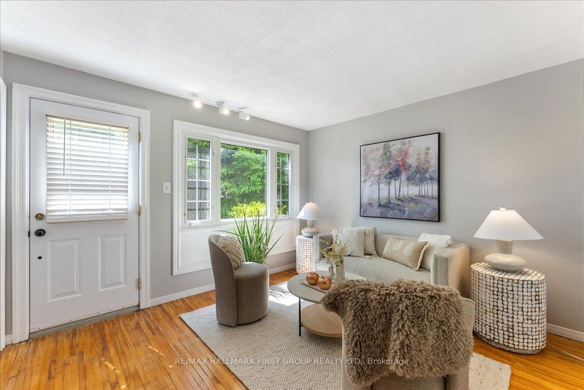 Photo 3 of 28 Beech Street, Ajax, Central — HOMEH