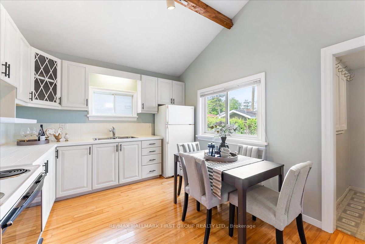 Photo 5 of 28 Beech Street, Ajax, Central — HOMEH