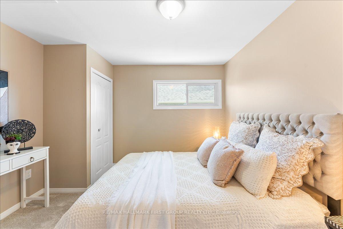 Photo 14 of 28 Beech Street, Ajax, Central — HOMEH