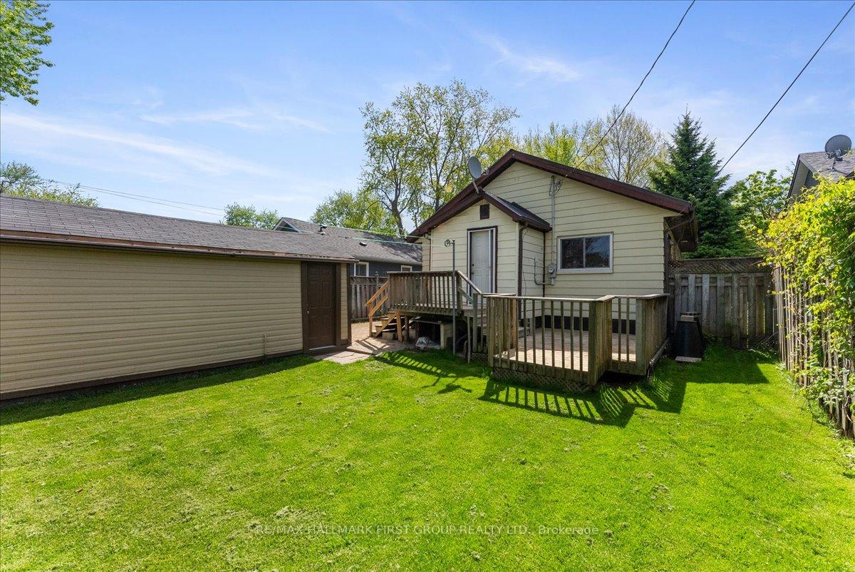 Photo 19 of 28 Beech Street, Ajax, Central — HOMEH